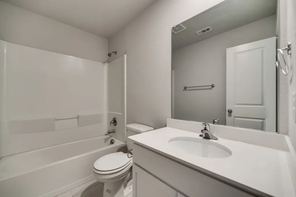 Single Family Residence For Rent in Denton County , 4544 Hemingway Avenue, Celina, Texas 76227, 4 Bedroom, 2 Bathroom, 2 Garage spaces, 2,056 Sqft, built in 2019, mls#21343498, Real Estate Agent in Celina, Homes For Rent in Denton county, Homes For Rent in Celina, Realtor in Celina Texas, Real Estate Brokerage Independent Realty Texas, Luminita Cordes Realtor