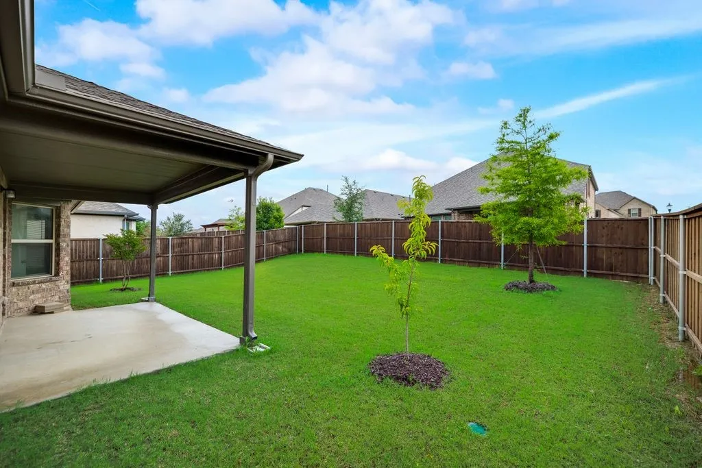 Single Family Residence For Rent in Denton County , 4544 Hemingway Avenue, Celina, Texas 76227, 4 Bedroom, 2 Bathroom, 2 Garage spaces, 2,056 Sqft, built in 2019, mls#21343498, Real Estate Agent in Celina, Homes For Rent in Denton county, Homes For Rent in Celina, Realtor in Celina Texas, Real Estate Brokerage Independent Realty Texas, Luminita Cordes Realtor