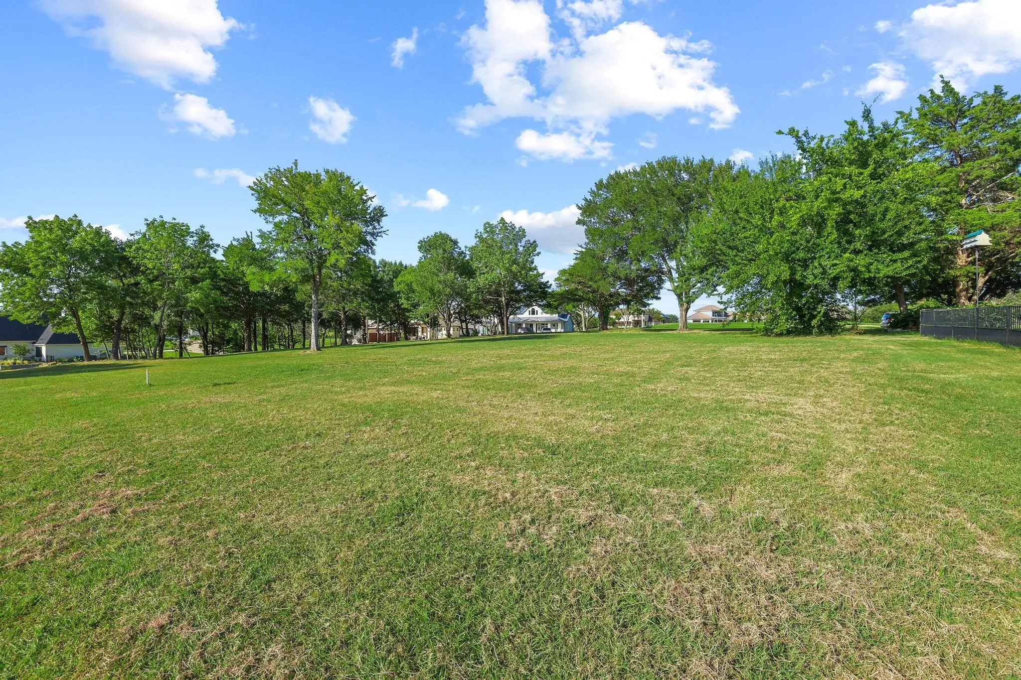 Unimproved Land For Sale in Grayson County , Lot 38 Palmer Lane, Pottsboro, Texas 75076, 0, 0, Garage spaces, 0 Sqft, built in 0, mls#21343602, Real Estate Agent in Pottsboro, Homes For Sale in Grayson county, Homes For Sale in Pottsboro, Realtor in Pottsboro Texas, Real Estate Brokerage Independent Realty Texas, Luminita Cordes Realtor