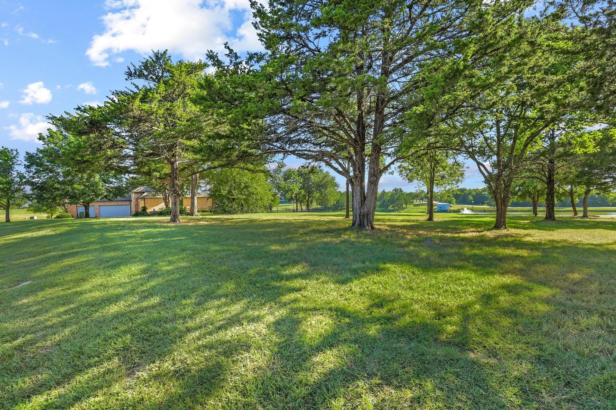 Unimproved Land For Sale in Grayson County , Lot 38 Palmer Lane, Pottsboro, Texas 75076, 0, 0, Garage spaces, 0 Sqft, built in 0, mls#21343602, Real Estate Agent in Pottsboro, Homes For Sale in Grayson county, Homes For Sale in Pottsboro, Realtor in Pottsboro Texas, Real Estate Brokerage Independent Realty Texas, Luminita Cordes Realtor