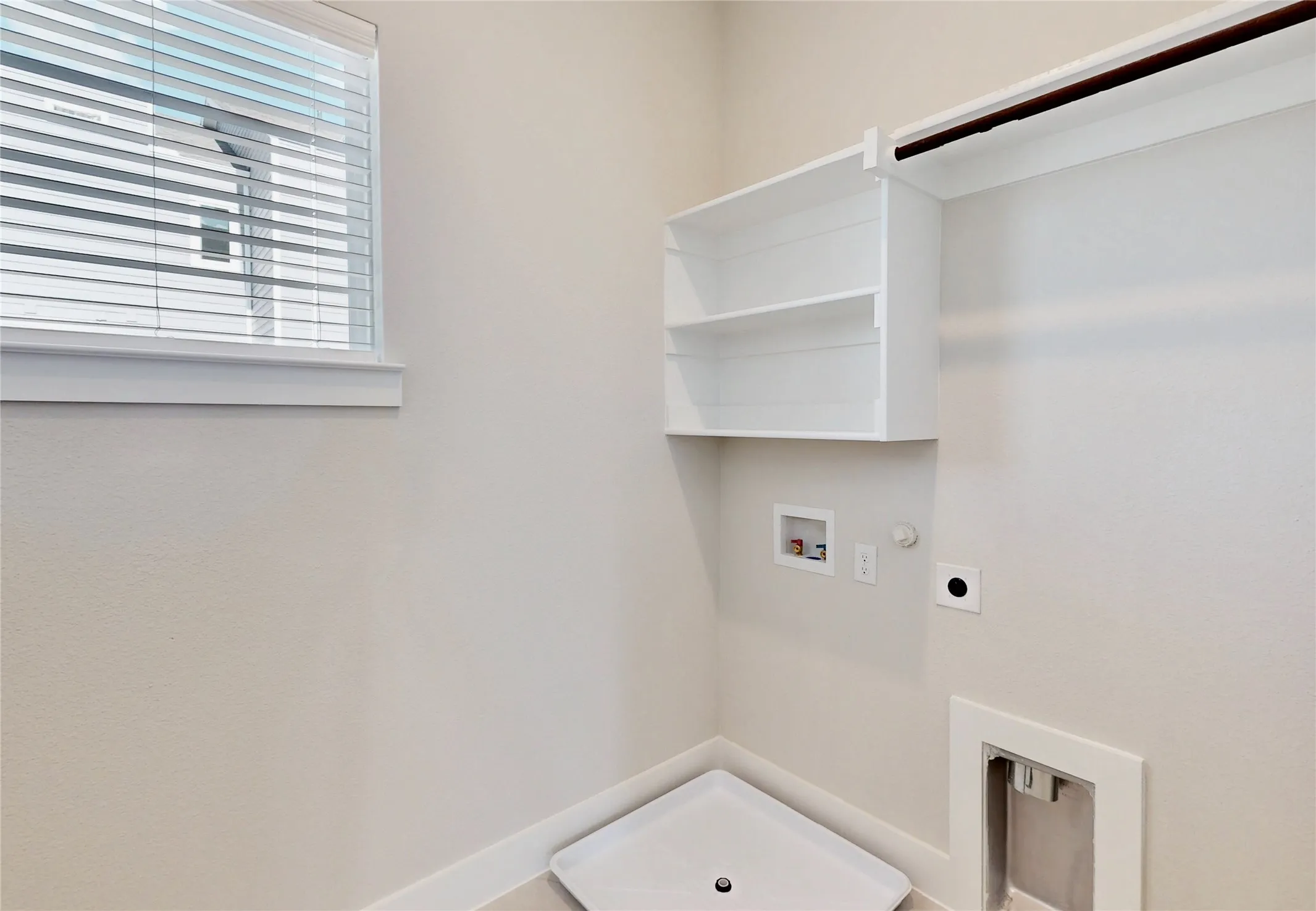 Townhouse For Rent in Collin County , 832 Concan Drive, Plano, Texas 75075, 3 Bedroom, 4 Bathroom, 2 Garage spaces, 2,361 Sqft, built in 2025, mls#21342654, Real Estate Agent in Plano, Homes For Rent in Collin county, Homes For Rent in Plano, Realtor in Plano Texas, Real Estate Brokerage Independent Realty Texas, Luminita Cordes Realtor