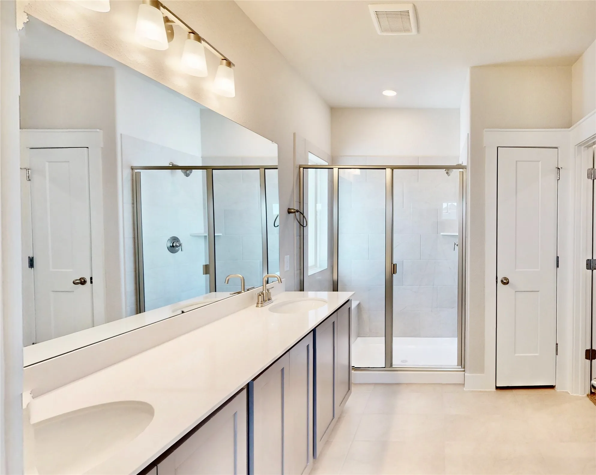 Townhouse For Rent in Collin County , 832 Concan Drive, Plano, Texas 75075, 3 Bedroom, 4 Bathroom, 2 Garage spaces, 2,361 Sqft, built in 2025, mls#21342654, Real Estate Agent in Plano, Homes For Rent in Collin county, Homes For Rent in Plano, Realtor in Plano Texas, Real Estate Brokerage Independent Realty Texas, Luminita Cordes Realtor