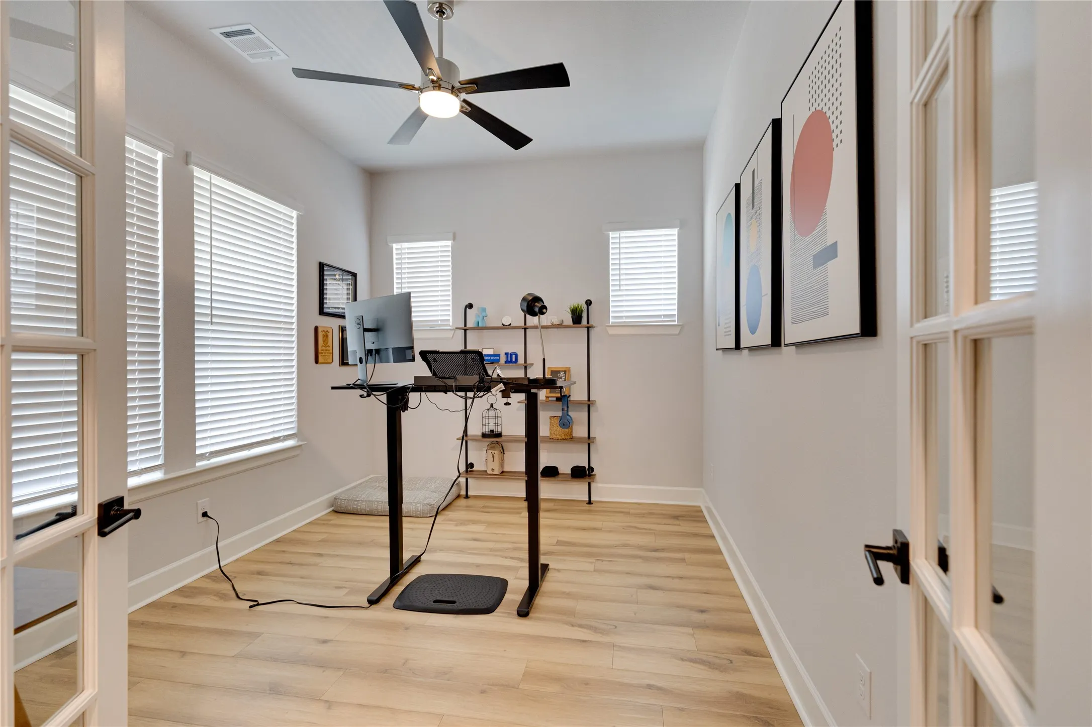 Single Family Residence For Sale in Tarrant County , 8801 Grand Avenue, North Richland Hills, Texas 76180, 3 Bedroom, 3 Bathroom, 2 Garage spaces, 1,792 Sqft, built in 2021, mls#21343803, Real Estate Agent in North Richland Hills, Homes For Sale in Tarrant county, Homes For Sale in North Richland Hills, Realtor in North Richland Hills Texas, Real Estate Brokerage Independent Realty Texas, Luminita Cordes Realtor