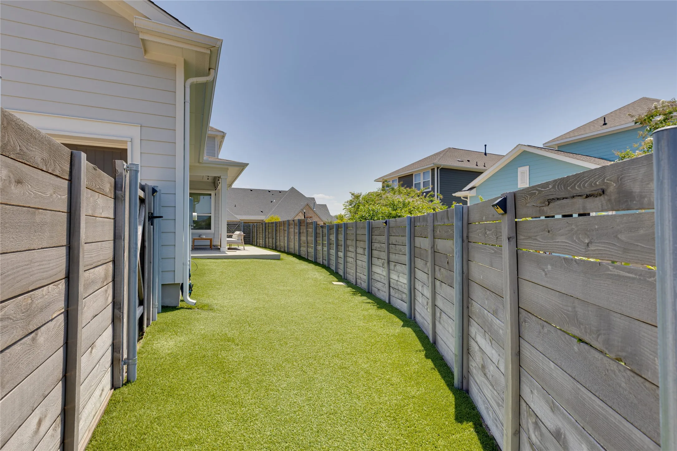 Single Family Residence For Sale in Tarrant County , 8801 Grand Avenue, North Richland Hills, Texas 76180, 3 Bedroom, 3 Bathroom, 2 Garage spaces, 1,792 Sqft, built in 2021, mls#21343803, Real Estate Agent in North Richland Hills, Homes For Sale in Tarrant county, Homes For Sale in North Richland Hills, Realtor in North Richland Hills Texas, Real Estate Brokerage Independent Realty Texas, Luminita Cordes Realtor