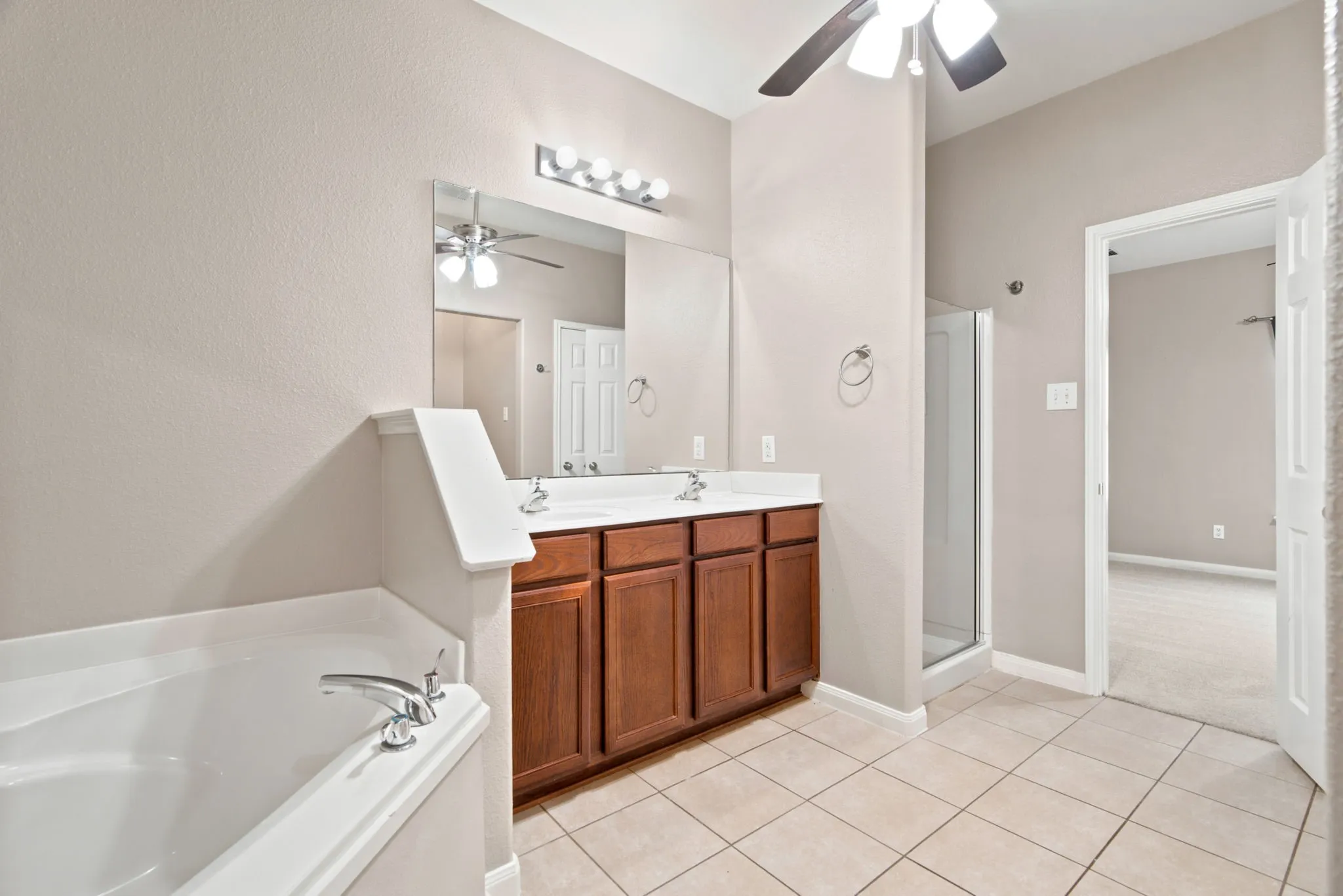 Single Family Residence For Sale in Wise County , 177 Buffalo Ridge Drive, Newark, Texas 76071, 5 Bedroom, 3 Bathroom, 2 Garage spaces, 2,552 Sqft, built in 2011, mls#21343780, Real Estate Agent in Newark, Homes For Sale in Wise county, Homes For Sale in Newark, Realtor in Newark Texas, Real Estate Brokerage Independent Realty Texas, Luminita Cordes Realtor