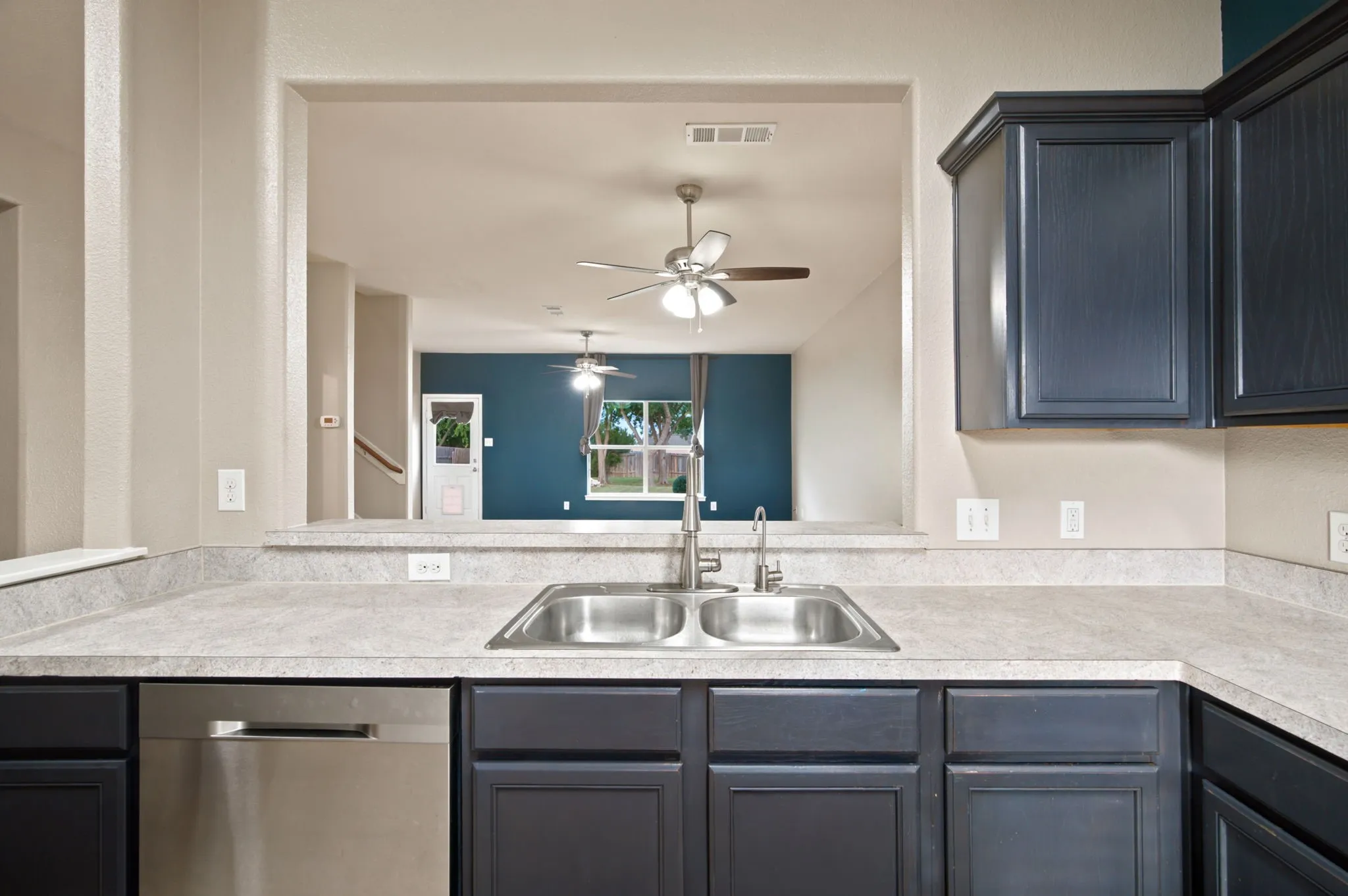 Single Family Residence For Sale in Wise County , 177 Buffalo Ridge Drive, Newark, Texas 76071, 5 Bedroom, 3 Bathroom, 2 Garage spaces, 2,552 Sqft, built in 2011, mls#21343780, Real Estate Agent in Newark, Homes For Sale in Wise county, Homes For Sale in Newark, Realtor in Newark Texas, Real Estate Brokerage Independent Realty Texas, Luminita Cordes Realtor