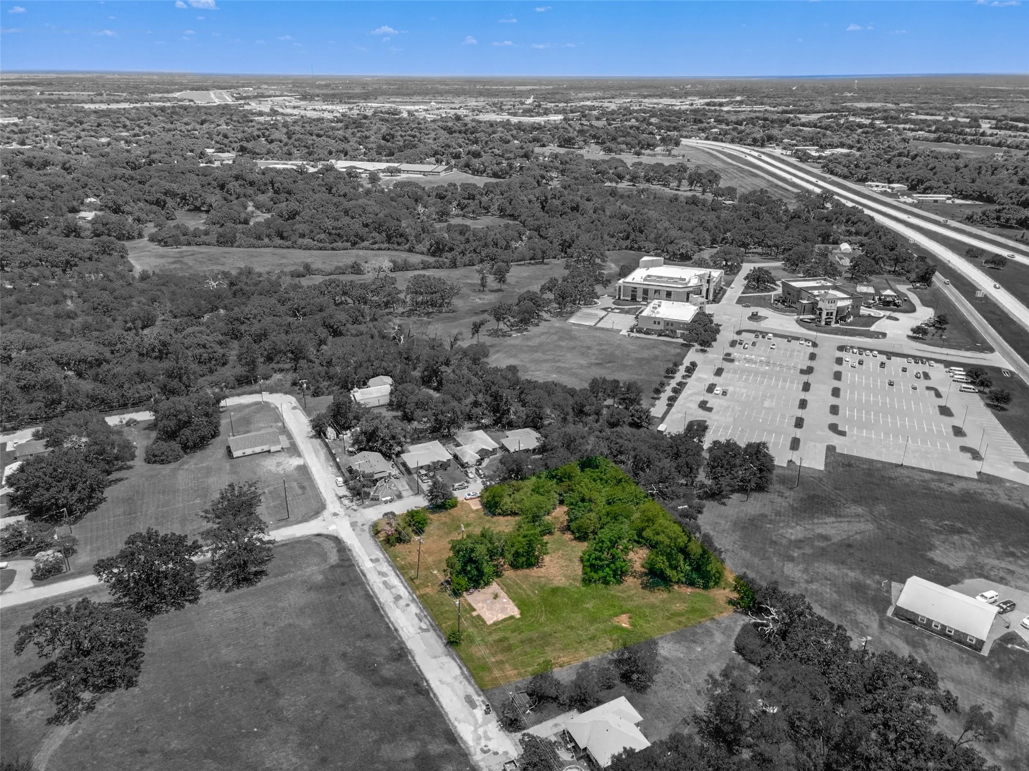 Unimproved Land For Sale in Kaufman County , 303 Carver, Kaufman, Texas 75142, 0, 0, Garage spaces, 0 Sqft, built in 0, mls#21337555, Real Estate Agent in Kaufman, Homes For Sale in Kaufman county, Homes For Sale in Kaufman, Realtor in Kaufman Texas, Real Estate Brokerage Independent Realty Texas, Luminita Cordes Realtor