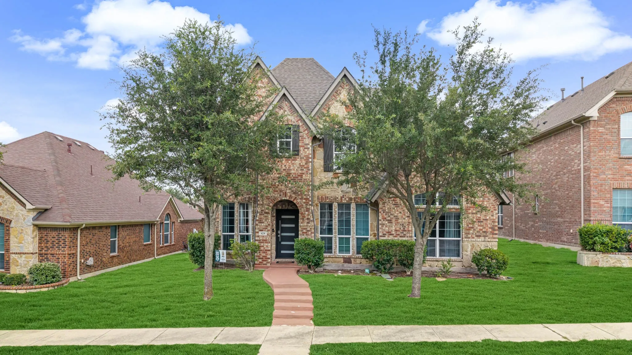 Single Family Residence For Sale in Dallas County , 428 Shasta Street, De Soto, Texas 75115, 4 Bedroom, 3 Bathroom, 2 Garage spaces, 2,733 Sqft, built in 2011, mls#21343108, Real Estate Agent in De Soto, Homes For Sale in Dallas county, Homes For Sale in De Soto, Realtor in De Soto Texas, Real Estate Brokerage Independent Realty Texas, Luminita Cordes Realtor