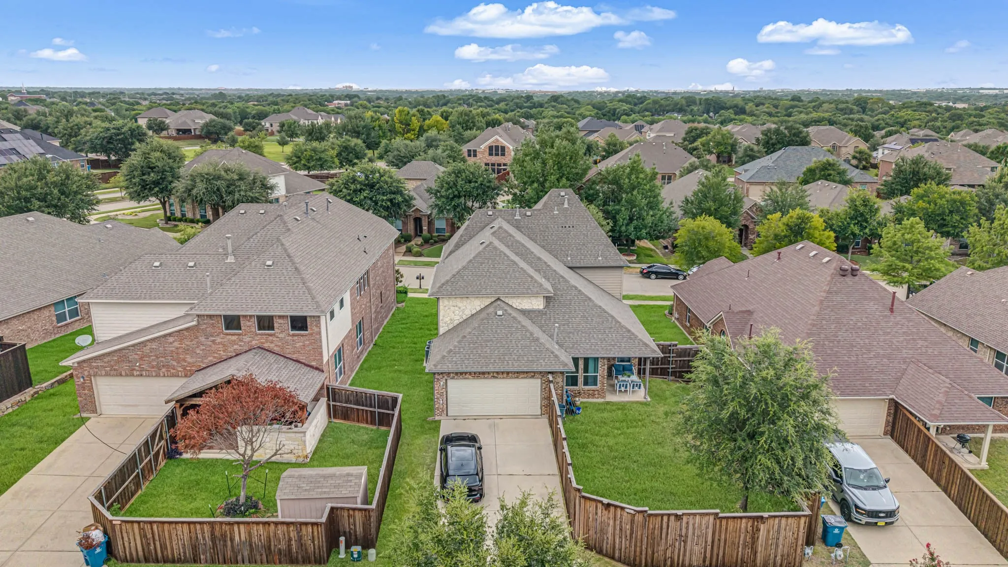 Single Family Residence For Sale in Dallas County , 428 Shasta Street, De Soto, Texas 75115, 4 Bedroom, 3 Bathroom, 2 Garage spaces, 2,733 Sqft, built in 2011, mls#21343108, Real Estate Agent in De Soto, Homes For Sale in Dallas county, Homes For Sale in De Soto, Realtor in De Soto Texas, Real Estate Brokerage Independent Realty Texas, Luminita Cordes Realtor