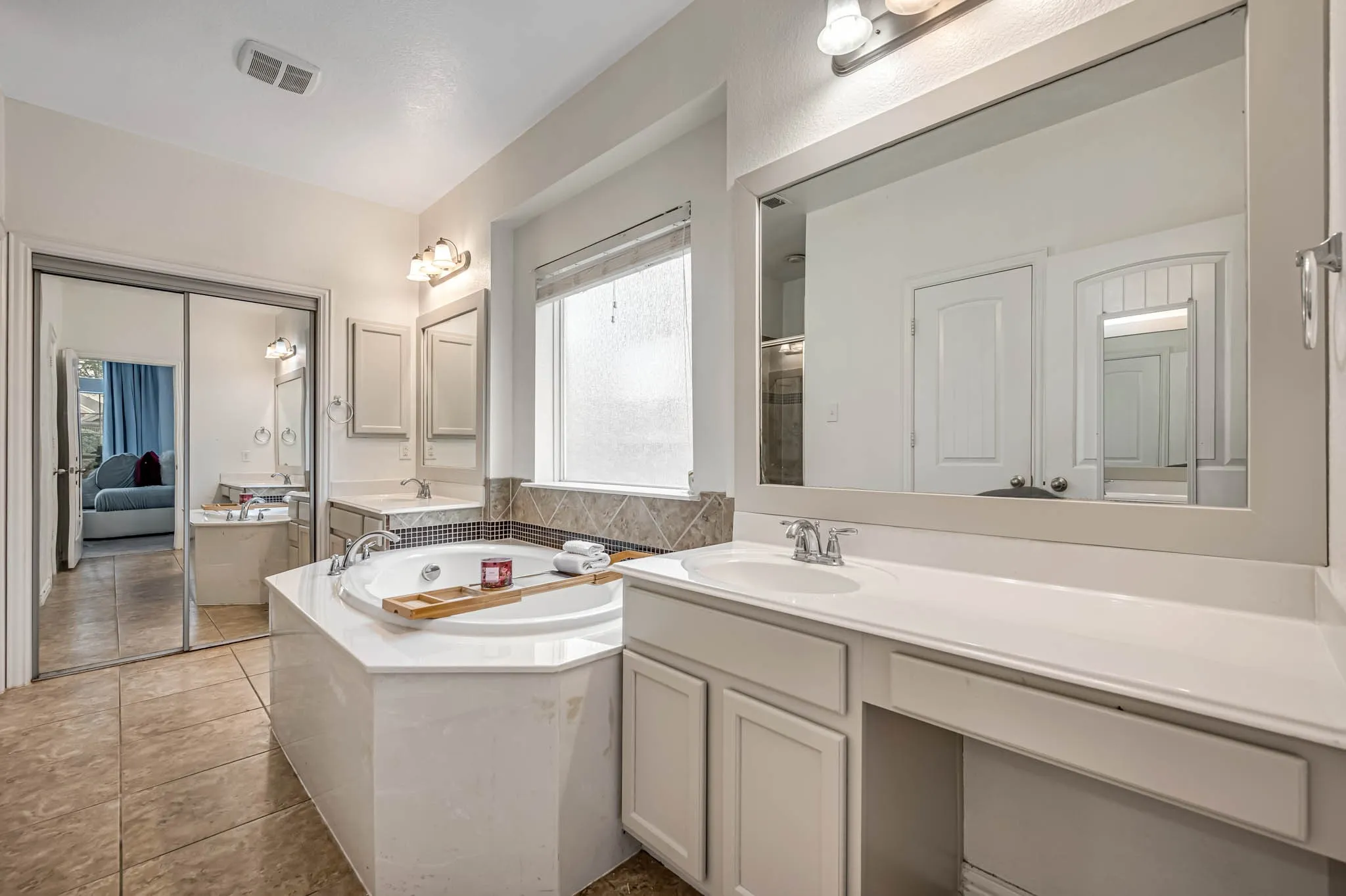 Single Family Residence For Sale in Dallas County , 428 Shasta Street, De Soto, Texas 75115, 4 Bedroom, 3 Bathroom, 2 Garage spaces, 2,733 Sqft, built in 2011, mls#21343108, Real Estate Agent in De Soto, Homes For Sale in Dallas county, Homes For Sale in De Soto, Realtor in De Soto Texas, Real Estate Brokerage Independent Realty Texas, Luminita Cordes Realtor