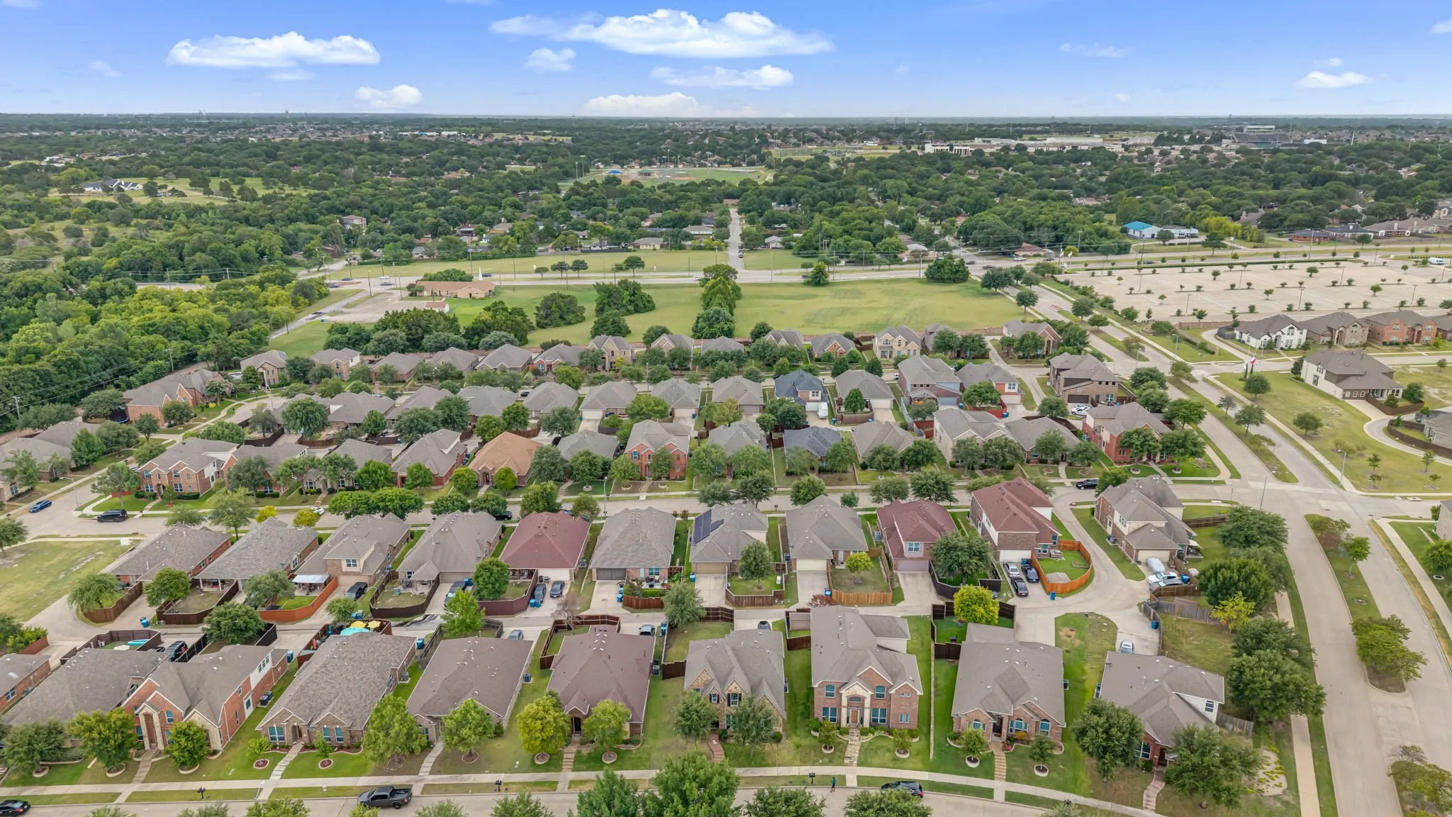 Single Family Residence For Sale in Dallas County , 428 Shasta Street, De Soto, Texas 75115, 4 Bedroom, 3 Bathroom, 2 Garage spaces, 2,733 Sqft, built in 2011, mls#21343108, Real Estate Agent in De Soto, Homes For Sale in Dallas county, Homes For Sale in De Soto, Realtor in De Soto Texas, Real Estate Brokerage Independent Realty Texas, Luminita Cordes Realtor