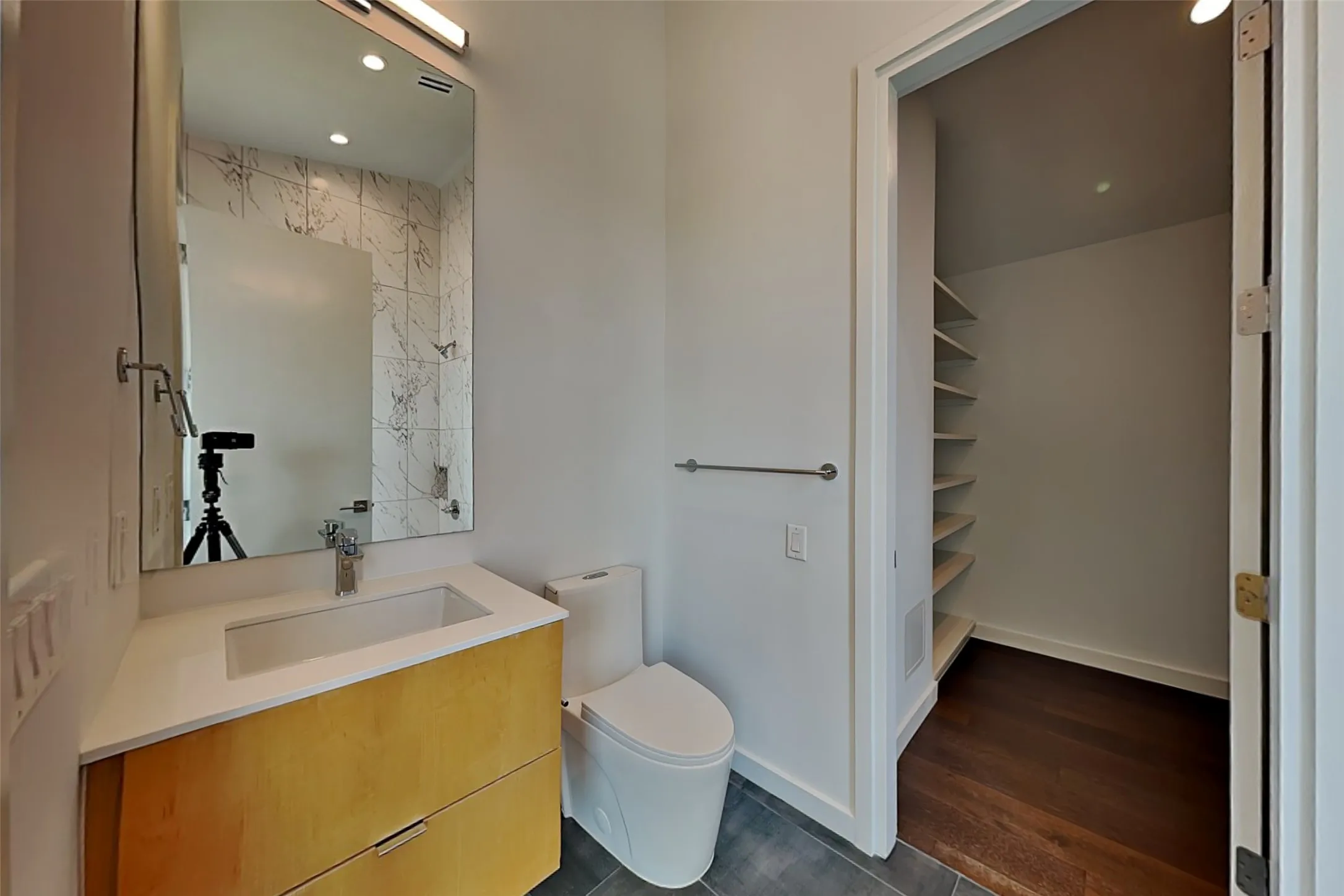 Single Family Residence For Rent in Dallas County , 103 Forest Star Drive, Dallas, Texas 75243, 3 Bedroom, 4 Bathroom, 2 Garage spaces, 2,365 Sqft, built in 2021, mls#21341724, Real Estate Agent in Dallas, Homes For Rent in Dallas county, Homes For Rent in Dallas, Realtor in Dallas Texas, Real Estate Brokerage Independent Realty Texas, Luminita Cordes Realtor
