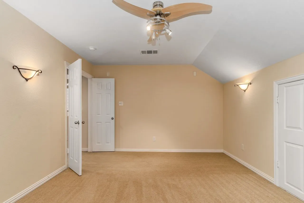 Single Family Residence For Sale in Tarrant County , 4512 Adobe Drive, Fort Worth, Texas 76123, 4 Bedroom, 4 Bathroom, 2 Garage spaces, 3,154 Sqft, built in 2004, mls#21343819, Real Estate Agent in Fort Worth, Homes For Sale in Tarrant county, Homes For Sale in Fort Worth, Realtor in Fort Worth Texas, Real Estate Brokerage Independent Realty Texas, Luminita Cordes Realtor