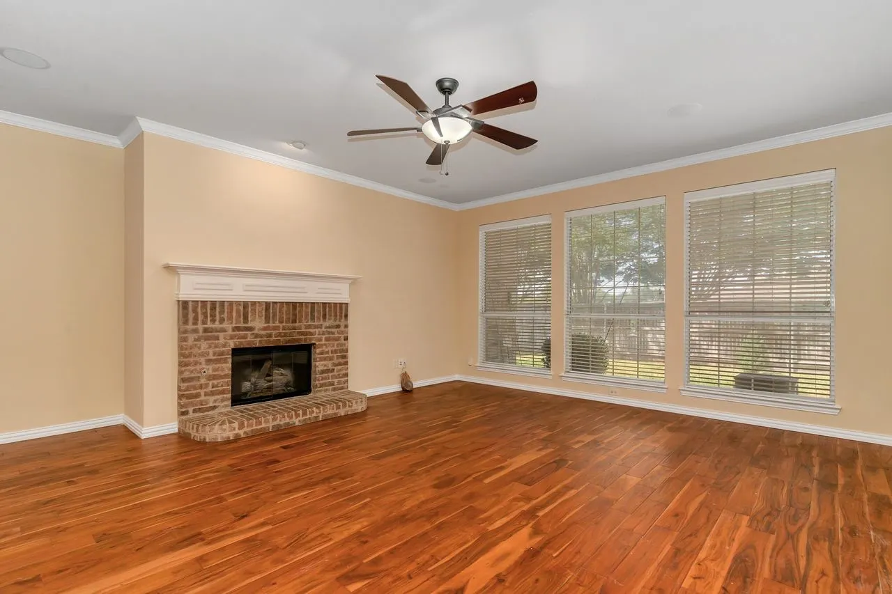 Single Family Residence For Sale in Tarrant County , 4512 Adobe Drive, Fort Worth, Texas 76123, 4 Bedroom, 4 Bathroom, 2 Garage spaces, 3,154 Sqft, built in 2004, mls#21343819, Real Estate Agent in Fort Worth, Homes For Sale in Tarrant county, Homes For Sale in Fort Worth, Realtor in Fort Worth Texas, Real Estate Brokerage Independent Realty Texas, Luminita Cordes Realtor