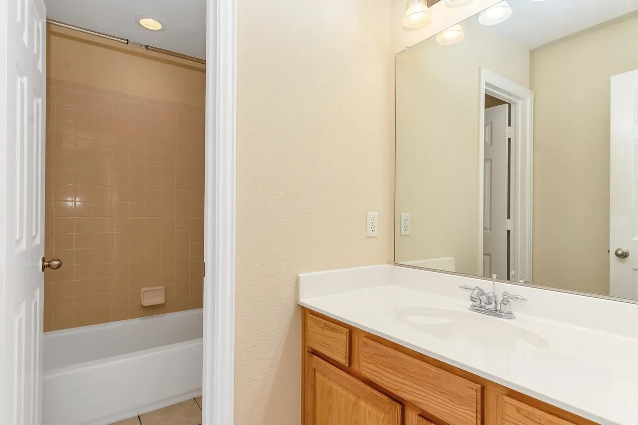 Single Family Residence For Sale in Tarrant County , 4512 Adobe Drive, Fort Worth, Texas 76123, 4 Bedroom, 4 Bathroom, 2 Garage spaces, 3,154 Sqft, built in 2004, mls#21343819, Real Estate Agent in Fort Worth, Homes For Sale in Tarrant county, Homes For Sale in Fort Worth, Realtor in Fort Worth Texas, Real Estate Brokerage Independent Realty Texas, Luminita Cordes Realtor