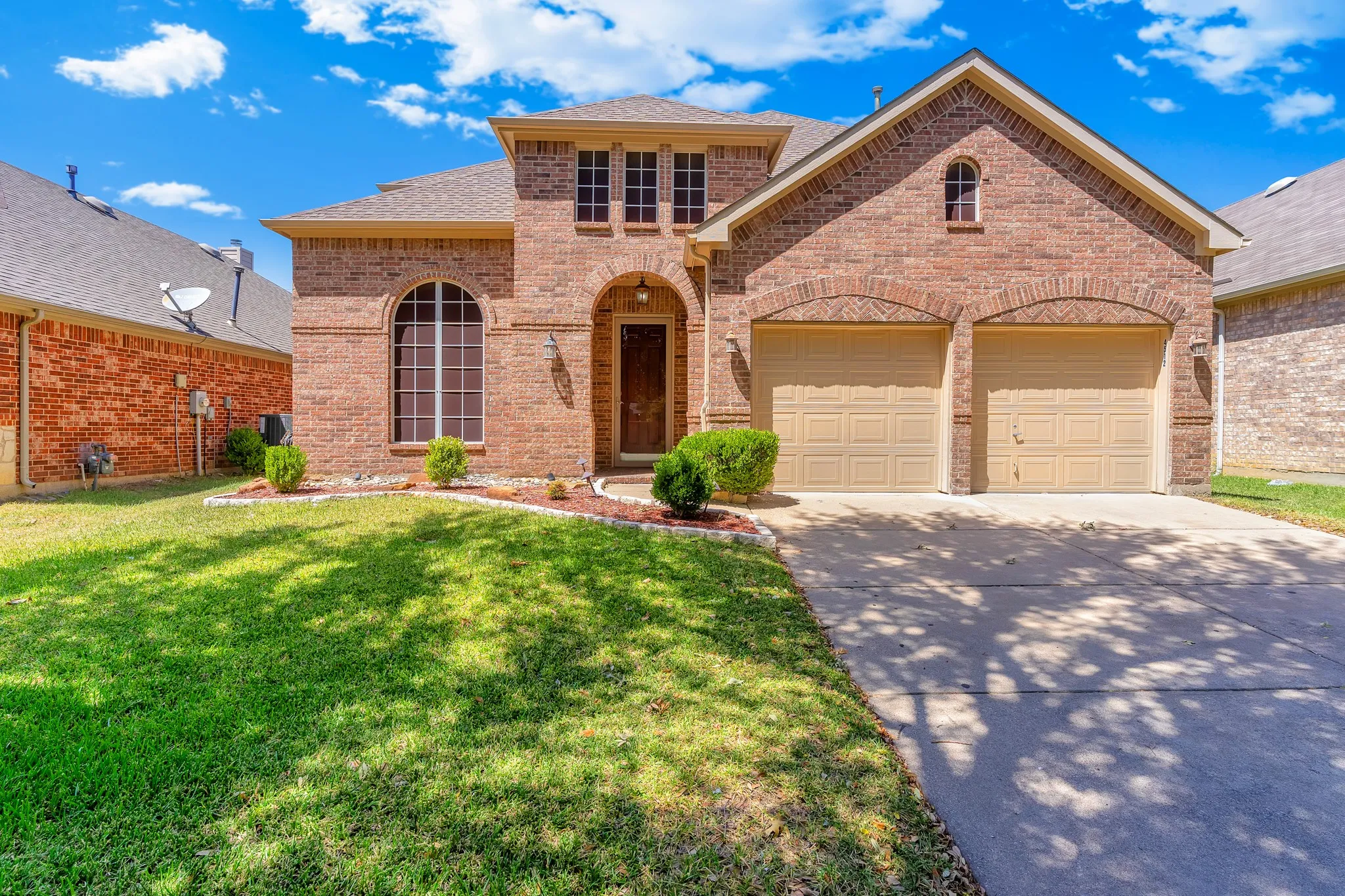 Single Family Residence For Sale in Tarrant County , 4512 Adobe Drive, Fort Worth, Texas 76123, 4 Bedroom, 4 Bathroom, 2 Garage spaces, 3,154 Sqft, built in 2004, mls#21343819, Real Estate Agent in Fort Worth, Homes For Sale in Tarrant county, Homes For Sale in Fort Worth, Realtor in Fort Worth Texas, Real Estate Brokerage Independent Realty Texas, Luminita Cordes Realtor