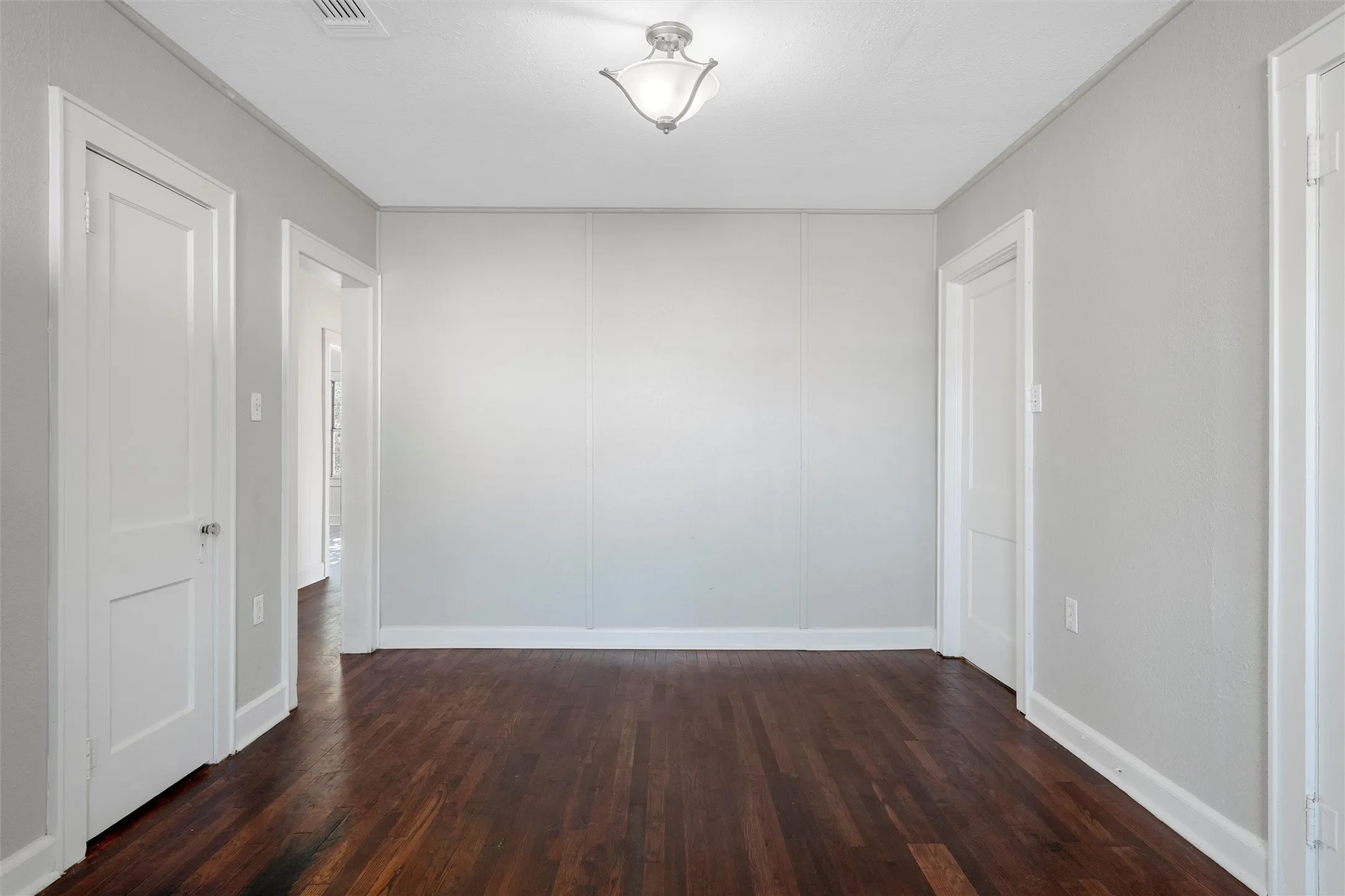 Single Family Residence For Sale in Falls County , 403 S 5th Street, Rosebud, Texas 76570, 3 Bedrooms, 1 Bathroom, Garage spaces, 1,596 Sqft, built in 1936, Price $180,000, mls#21343808, Real Estate Agent in Rosebud, Homes For Sale in Falls county, Homes For Sale in Rosebud, Realtor in Rosebud Texas, Real Estate Brokerage Independent Realty Texas, Luminita Cordes Realtor