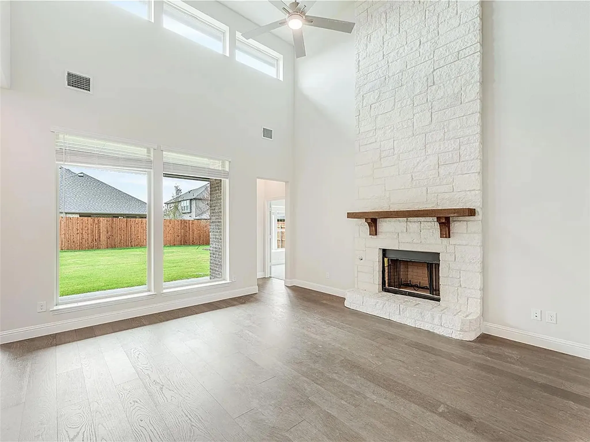 Single Family Residence For Rent in Collin County , 1010 Ridgehurst Road, Melissa, Texas 75454, 4 Bedrooms, 4 Bathrooms, 2 Garage spaces, 2,847 Sqft, built in 2024, Price $3,400, mls#21343823, Real Estate Agent in Melissa, Homes For Rent in Collin county, Homes For Rent in Melissa, Realtor in Melissa Texas, Real Estate Brokerage Independent Realty Texas, Luminita Cordes Realtor