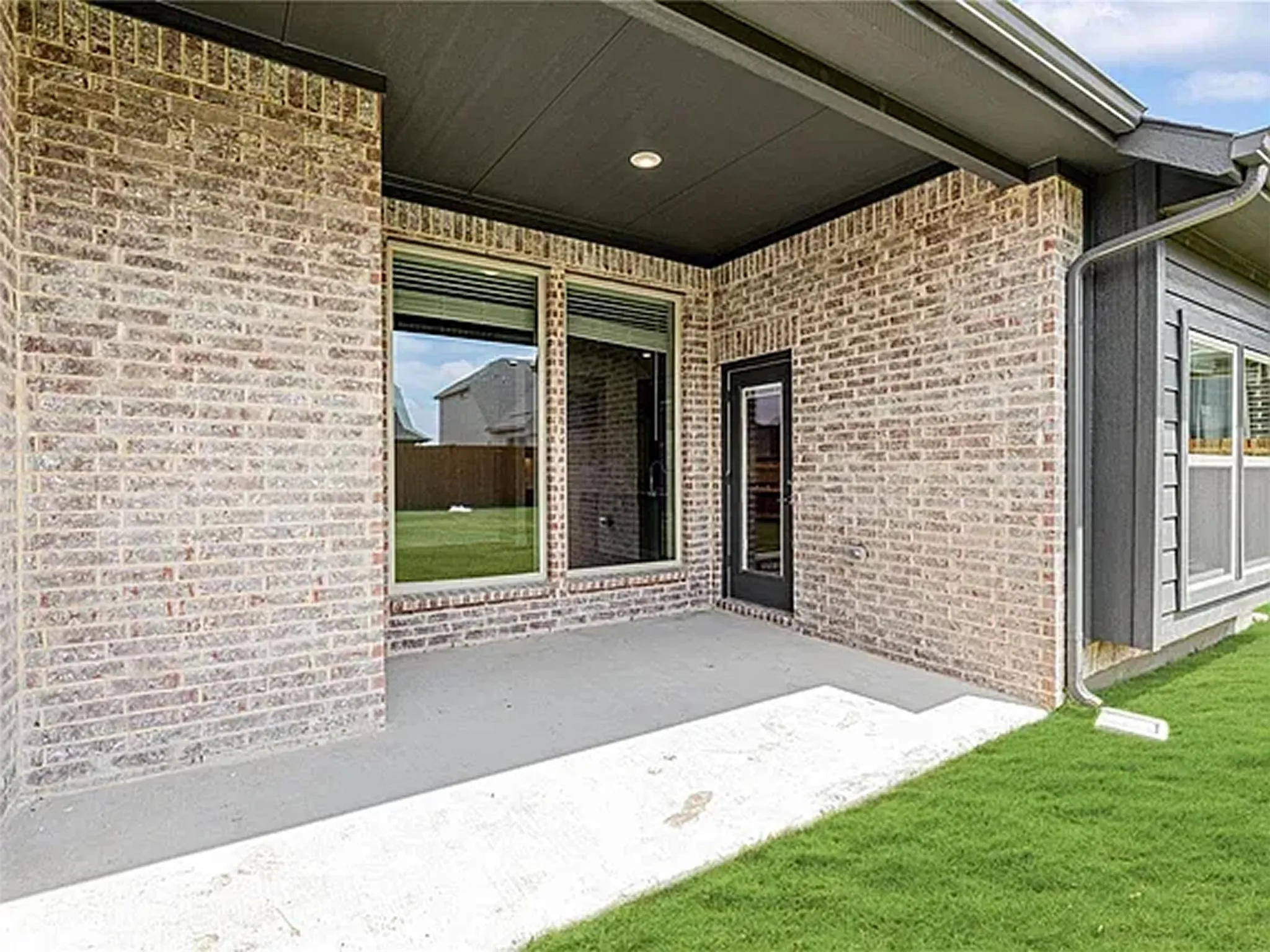Single Family Residence For Rent in Collin County , 1010 Ridgehurst Road, Melissa, Texas 75454, 4 Bedrooms, 4 Bathrooms, 2 Garage spaces, 2,847 Sqft, built in 2024, Price $3,400, mls#21343823, Real Estate Agent in Melissa, Homes For Rent in Collin county, Homes For Rent in Melissa, Realtor in Melissa Texas, Real Estate Brokerage Independent Realty Texas, Luminita Cordes Realtor