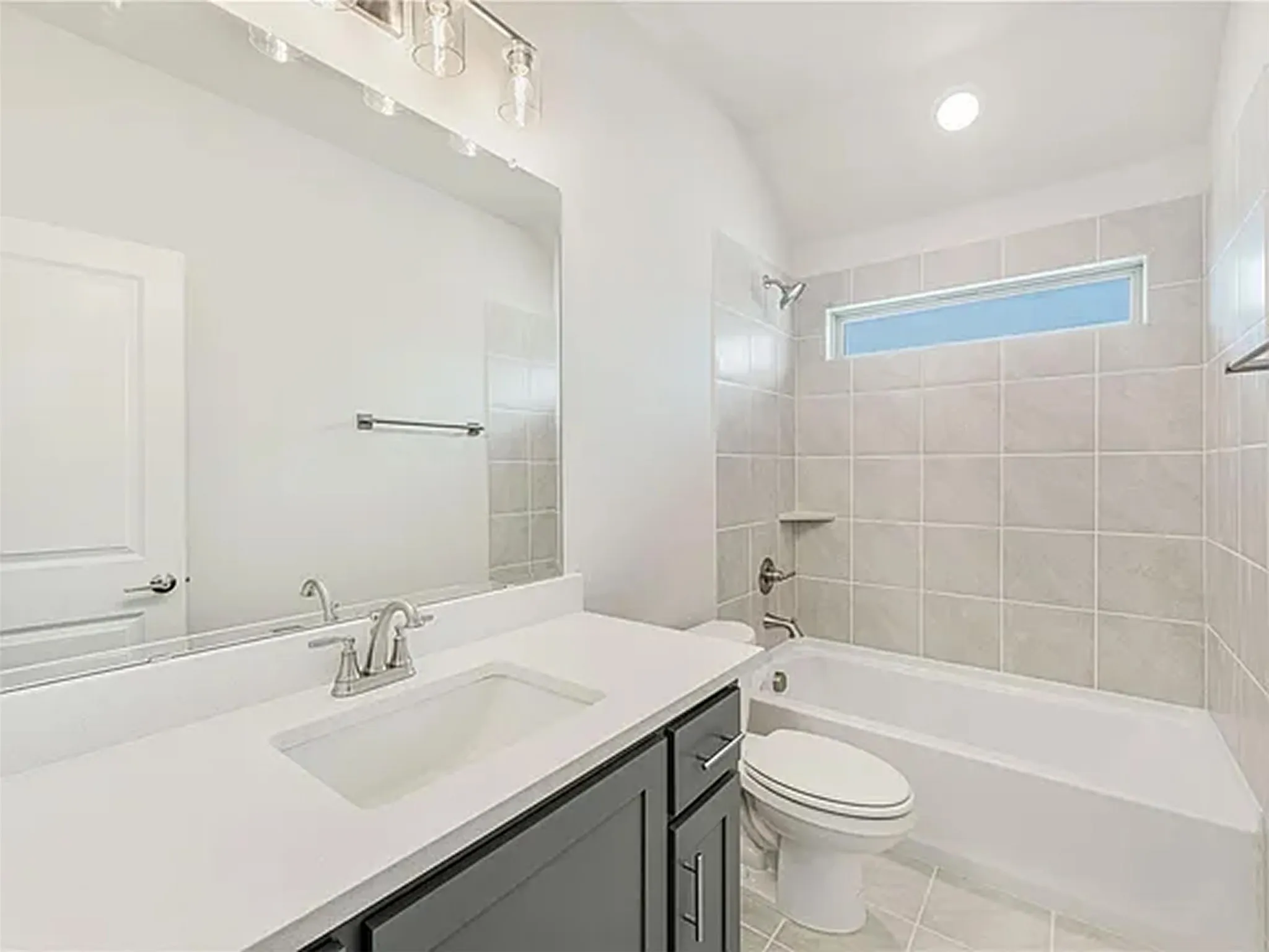 Single Family Residence For Rent in Collin County , 1010 Ridgehurst Road, Melissa, Texas 75454, 4 Bedrooms, 4 Bathrooms, 2 Garage spaces, 2,847 Sqft, built in 2024, Price $3,400, mls#21343823, Real Estate Agent in Melissa, Homes For Rent in Collin county, Homes For Rent in Melissa, Realtor in Melissa Texas, Real Estate Brokerage Independent Realty Texas, Luminita Cordes Realtor