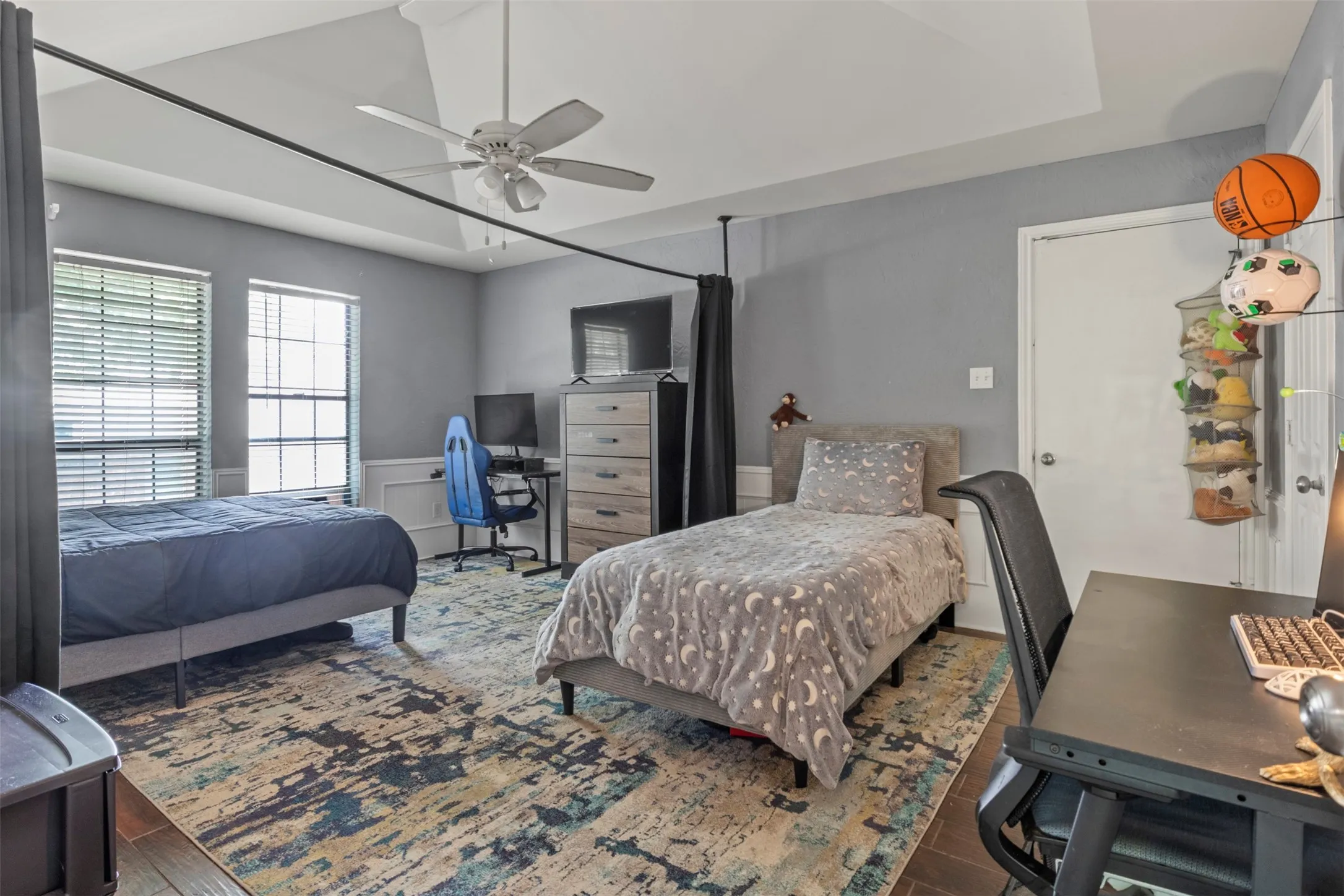 Single Family Residence For Sale in Dallas County , 2014 Royal Crest Drive, Garland, Texas 75043, 4 Bedroom, 3 Bathroom, 2 Garage spaces, 2,452 Sqft, built in 1983, mls#21333897, Real Estate Agent in Garland, Homes For Sale in Dallas county, Homes For Sale in Garland, Realtor in Garland Texas, Real Estate Brokerage Independent Realty Texas, Luminita Cordes Realtor