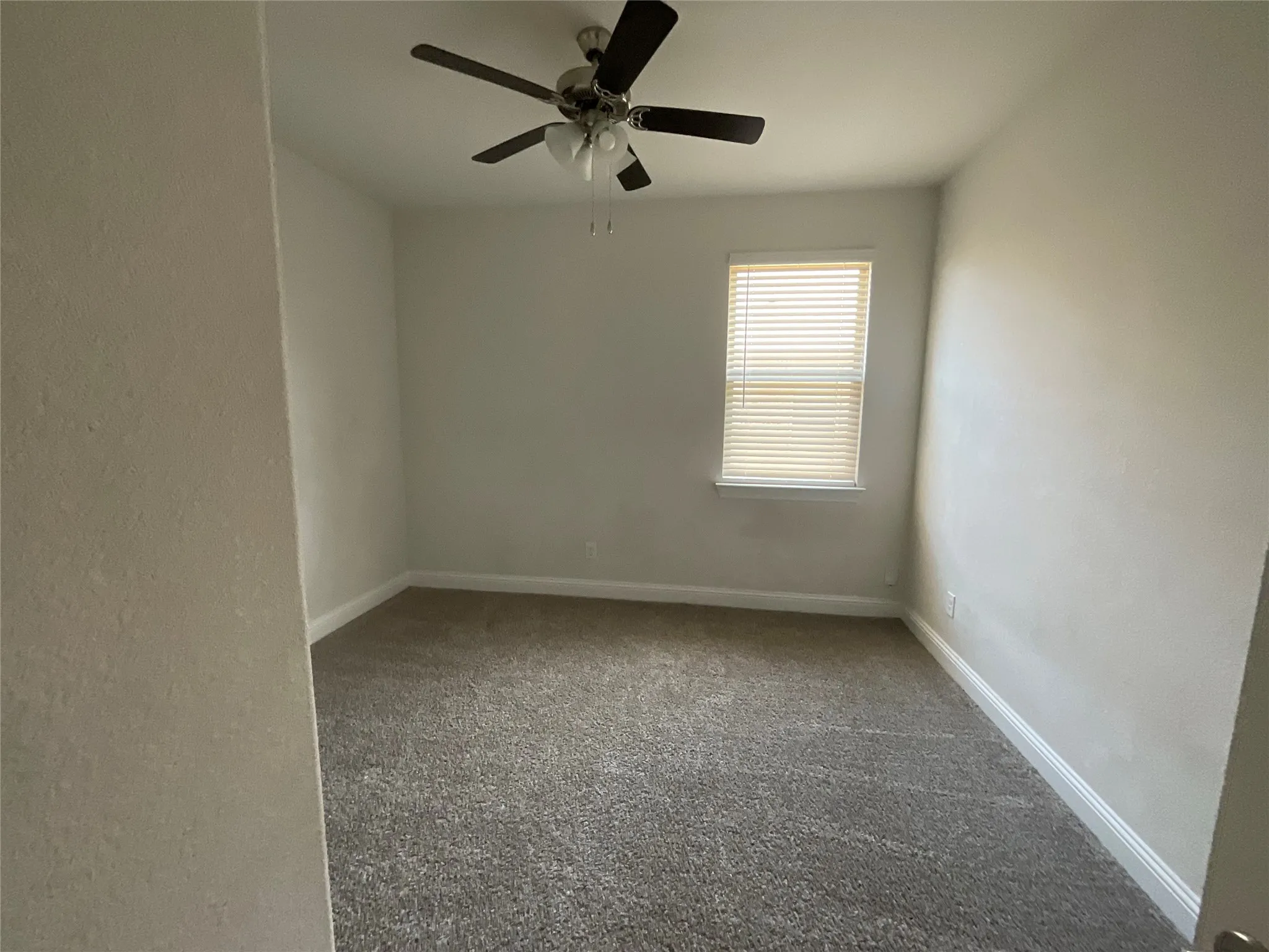 Single Family Residence For Rent in Kaufman County , 4320 Shadow Drive, Forney, Texas 75126, 4 Bedroom, 2 Bathroom, 2 Garage spaces, 1,830 Sqft, built in 2022, mls#21328768, Real Estate Agent in Forney, Homes For Rent in Kaufman county, Homes For Rent in Forney, Realtor in Forney Texas, Real Estate Brokerage Independent Realty Texas, Luminita Cordes Realtor