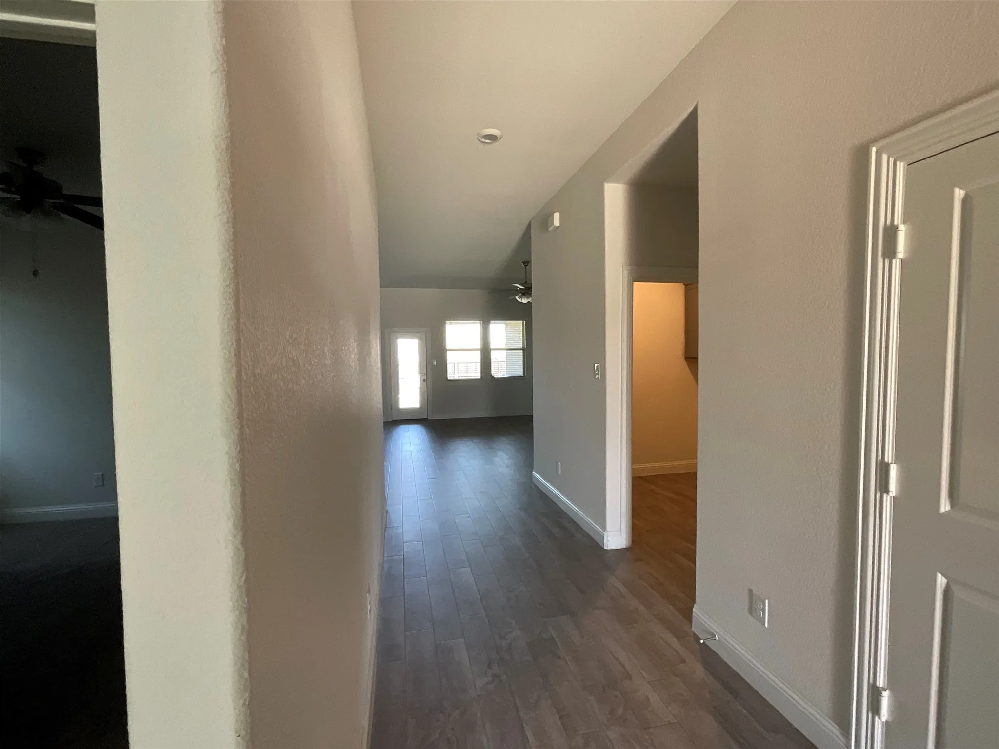 Single Family Residence For Rent in Kaufman County , 4320 Shadow Drive, Forney, Texas 75126, 4 Bedroom, 2 Bathroom, 2 Garage spaces, 1,830 Sqft, built in 2022, mls#21328768, Real Estate Agent in Forney, Homes For Rent in Kaufman county, Homes For Rent in Forney, Realtor in Forney Texas, Real Estate Brokerage Independent Realty Texas, Luminita Cordes Realtor