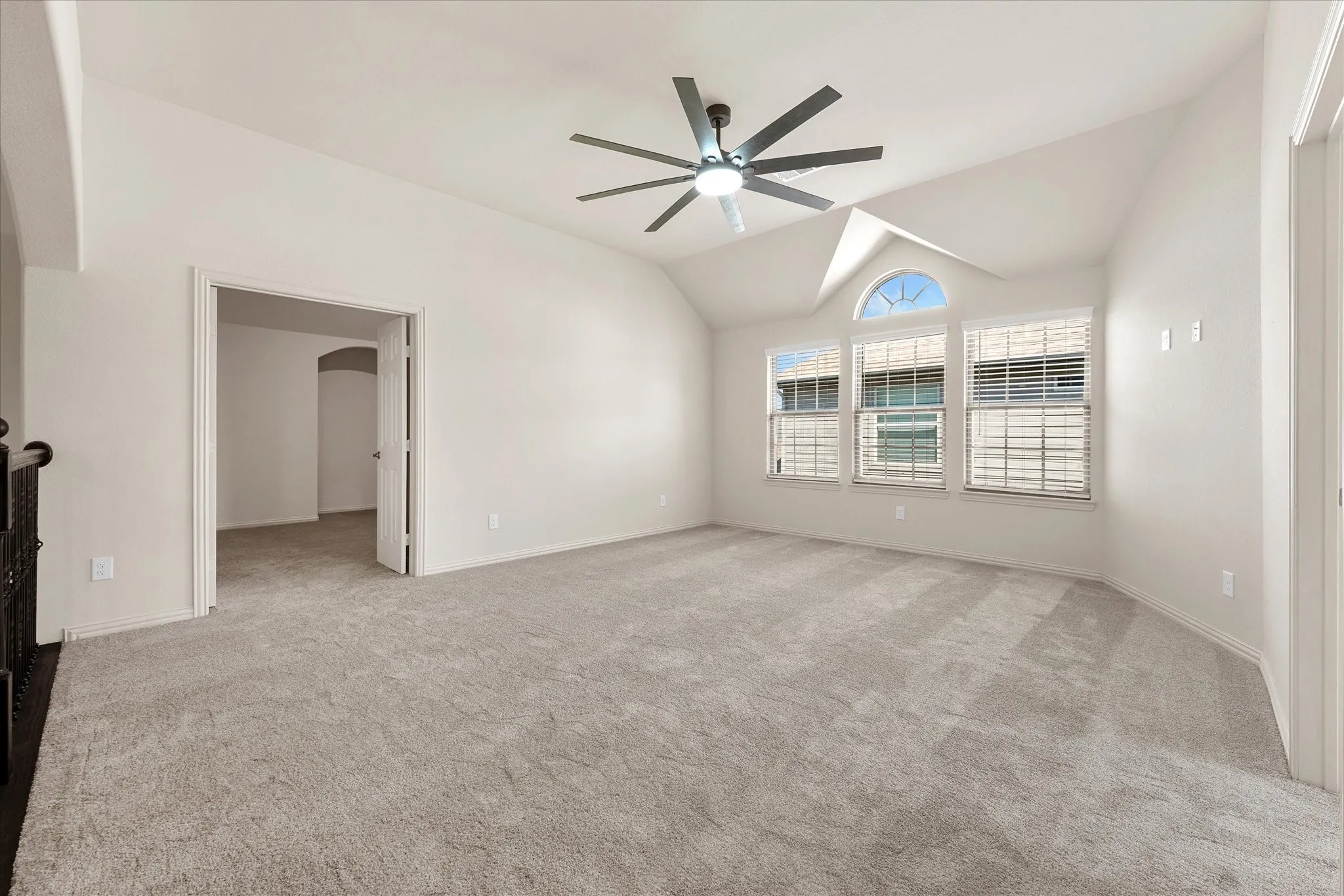 Single Family Residence For Sale in Tarrant County , 2824 Pino, Grand Prairie, Texas 75054, 5 Bedroom, 4 Bathroom, 3 Garage spaces, 3,712 Sqft, built in 2014, mls#21343304, Real Estate Agent in Grand Prairie, Homes For Sale in Tarrant county, Homes For Sale in Grand Prairie, Realtor in Grand Prairie Texas, Real Estate Brokerage Independent Realty Texas, Luminita Cordes Realtor
