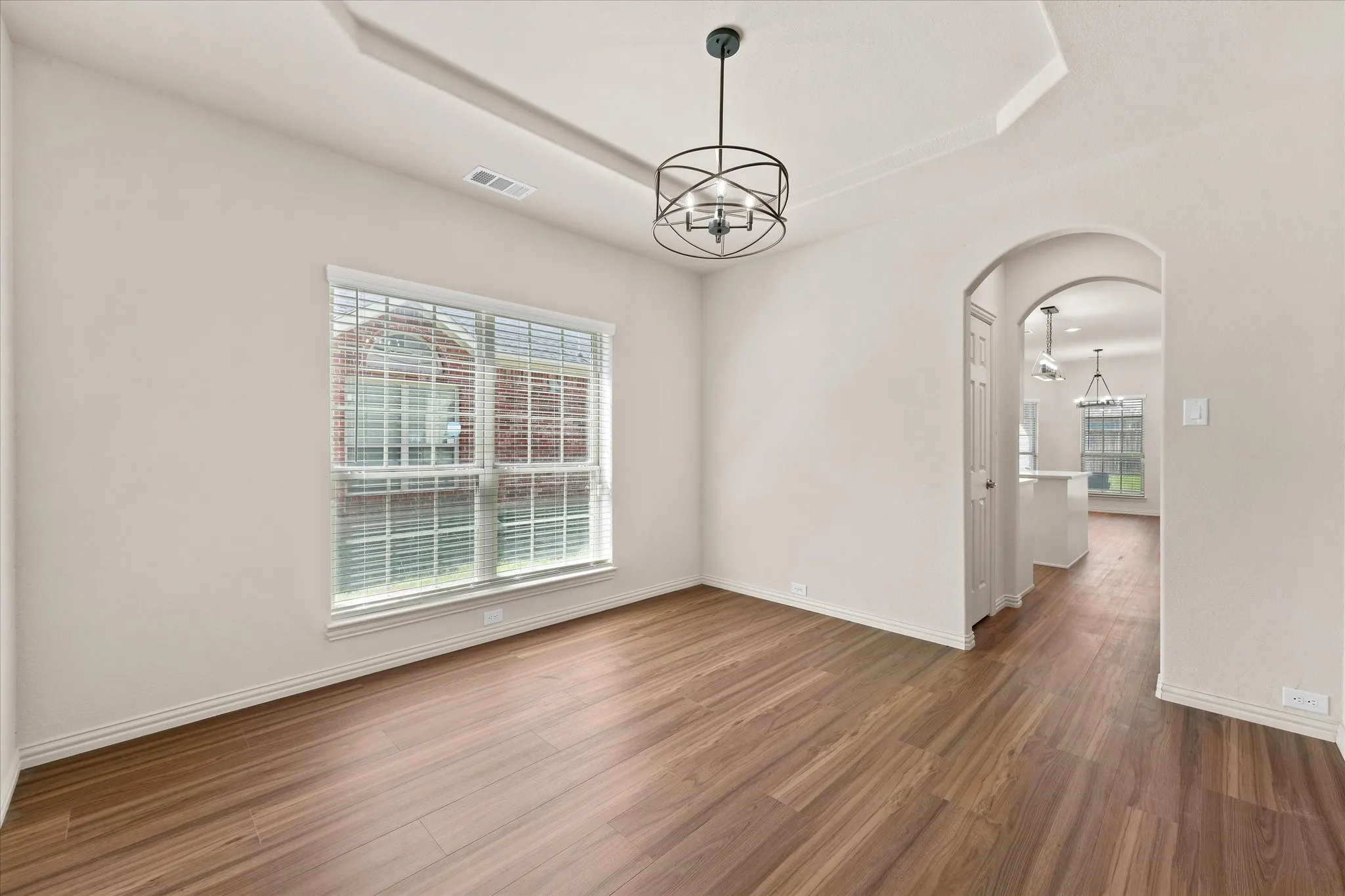 Single Family Residence For Sale in Tarrant County , 2824 Pino, Grand Prairie, Texas 75054, 5 Bedroom, 4 Bathroom, 3 Garage spaces, 3,712 Sqft, built in 2014, mls#21343304, Real Estate Agent in Grand Prairie, Homes For Sale in Tarrant county, Homes For Sale in Grand Prairie, Realtor in Grand Prairie Texas, Real Estate Brokerage Independent Realty Texas, Luminita Cordes Realtor