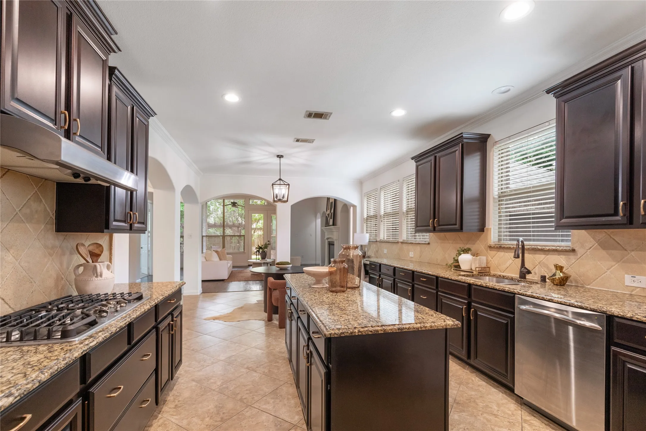 Single Family Residence For Sale in Tarrant County , 1821 Sterling Trace Drive, Keller, Texas 76248, 6 Bedroom, 4 Bathroom, 3 Garage spaces, 4,710 Sqft, built in 2011, mls#21342319, Real Estate Agent in Keller, Homes For Sale in Tarrant county, Homes For Sale in Keller, Realtor in Keller Texas, Real Estate Brokerage Independent Realty Texas, Luminita Cordes Realtor
