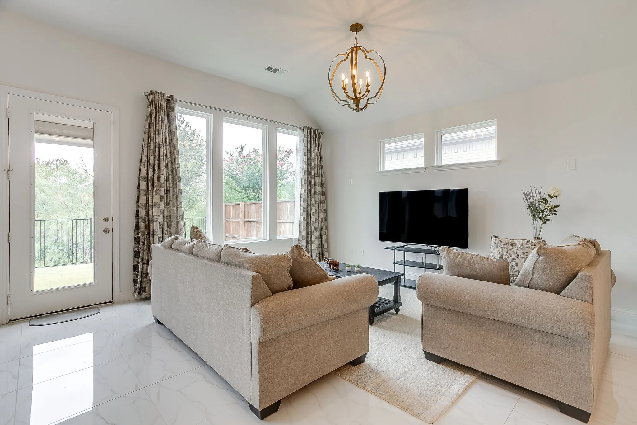 Single Family Residence For Sale in Denton County , 4713 Valley Peak Cove, Flower Mound, Texas 76262, 4 Bedroom, 3 Bathroom, 3 Garage spaces, 2,534 Sqft, built in 2022, mls#21342673, Real Estate Agent in Flower Mound, Homes For Sale in Denton county, Homes For Sale in Flower Mound, Realtor in Flower Mound Texas, Real Estate Brokerage Independent Realty Texas, Luminita Cordes Realtor