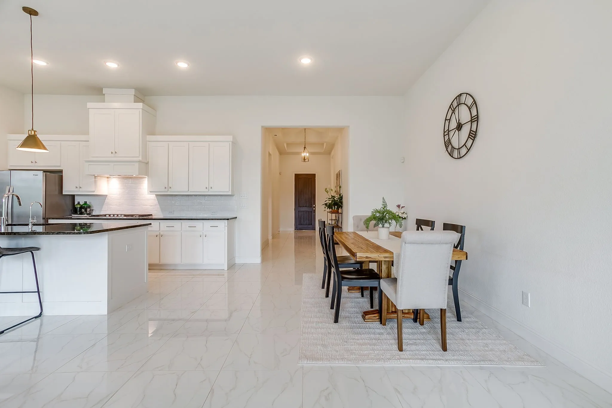 Single Family Residence For Sale in Denton County , 4713 Valley Peak Cove, Flower Mound, Texas 76262, 4 Bedroom, 3 Bathroom, 3 Garage spaces, 2,534 Sqft, built in 2022, mls#21342673, Real Estate Agent in Flower Mound, Homes For Sale in Denton county, Homes For Sale in Flower Mound, Realtor in Flower Mound Texas, Real Estate Brokerage Independent Realty Texas, Luminita Cordes Realtor