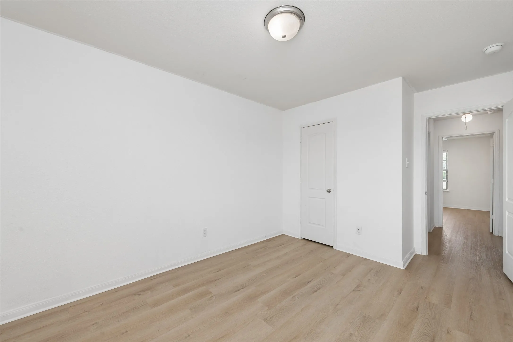 Single Family Residence For Sale in Collin County , 140 Collin Street, Anna, Texas 75409, 3 Bedroom, 3 Bathroom, 2 Garage spaces, 2,047 Sqft, built in 2018, mls#21343849, Real Estate Agent in Anna, Homes For Sale in Collin county, Homes For Sale in Anna, Realtor in Anna Texas, Real Estate Brokerage Independent Realty Texas, Luminita Cordes Realtor