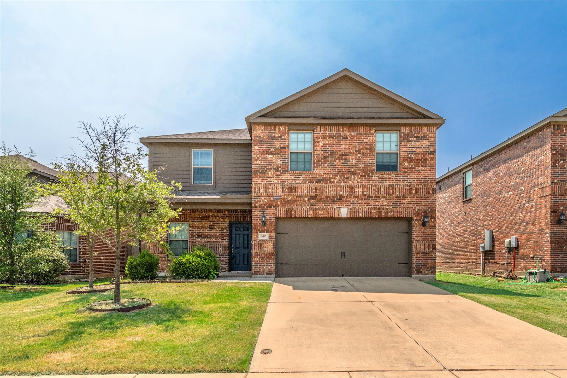 Single Family Residence For Sale in Collin County , 140 Collin Street, Anna, Texas 75409, 3 Bedroom, 3 Bathroom, 2 Garage spaces, 2,047 Sqft, built in 2018, mls#21343849, Real Estate Agent in Anna, Homes For Sale in Collin county, Homes For Sale in Anna, Realtor in Anna Texas, Real Estate Brokerage Independent Realty Texas, Luminita Cordes Realtor