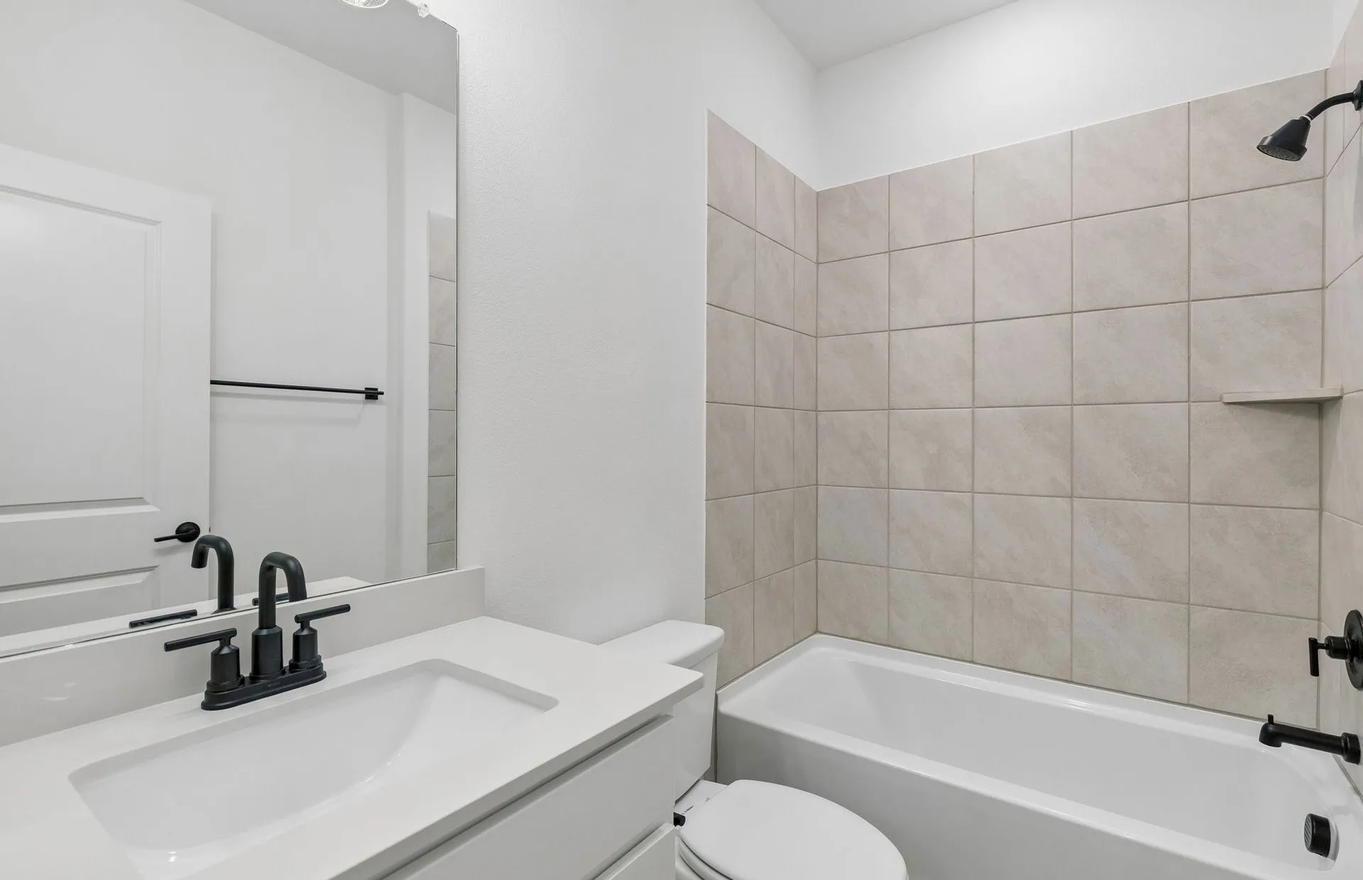 Secondary bath on first floor