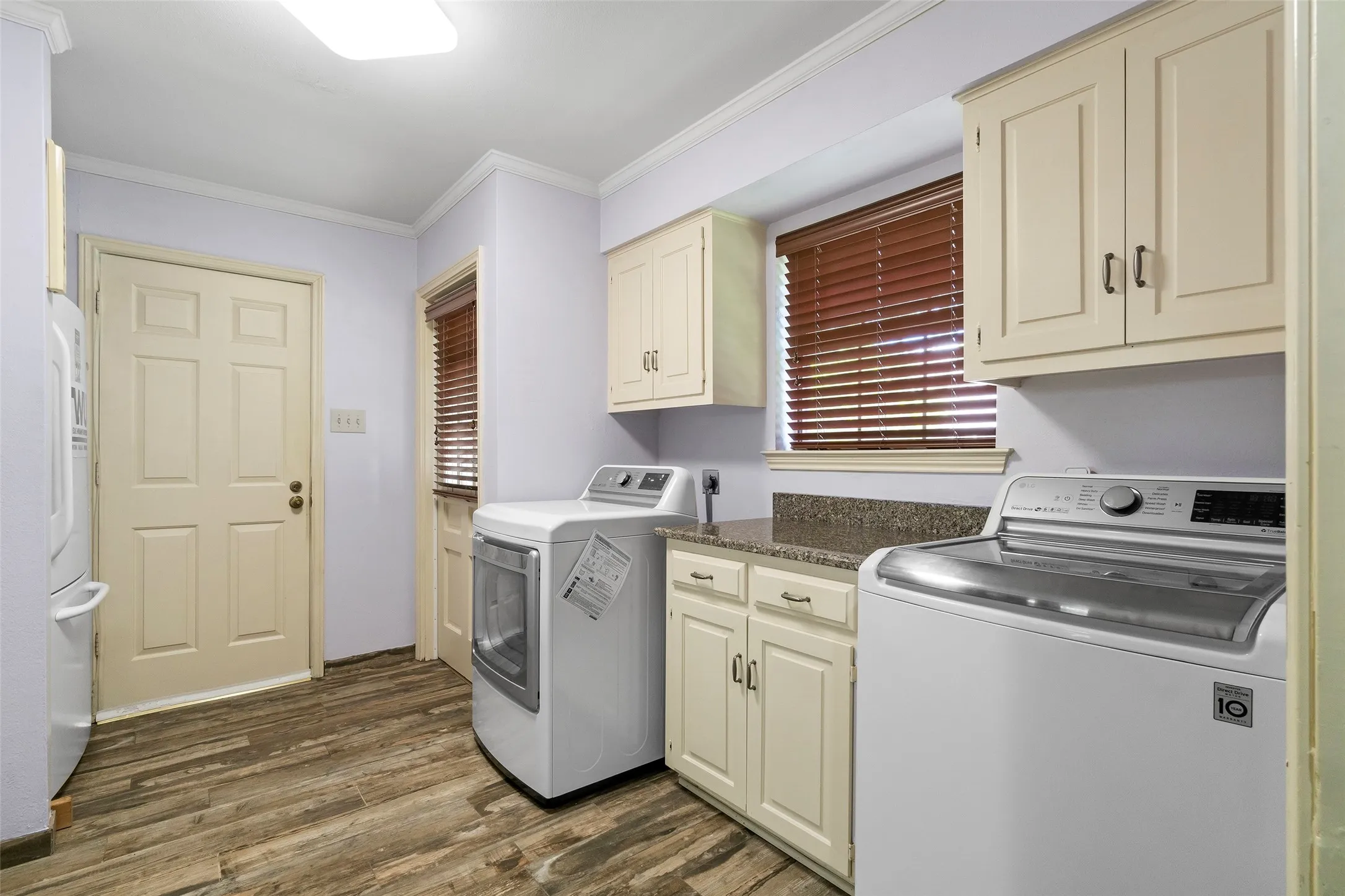 All appliances have been removed.