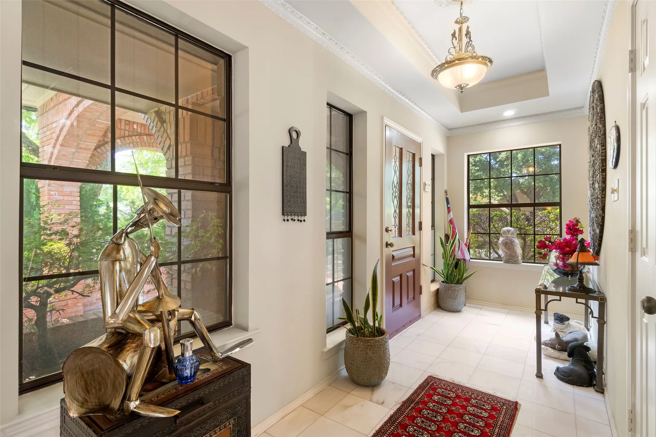 Single Family Residence For Sale in Dallas County , 16028 Chalfont Place, Dallas, Texas 75248, 3 Bedroom, 3 Bathroom, 2 Garage spaces, 3,076 Sqft, built in 1978, mls#21330028, Real Estate Agent in Dallas, Homes For Sale in Dallas county, Homes For Sale in Dallas, Realtor in Dallas Texas, Real Estate Brokerage Independent Realty Texas, Luminita Cordes Realtor