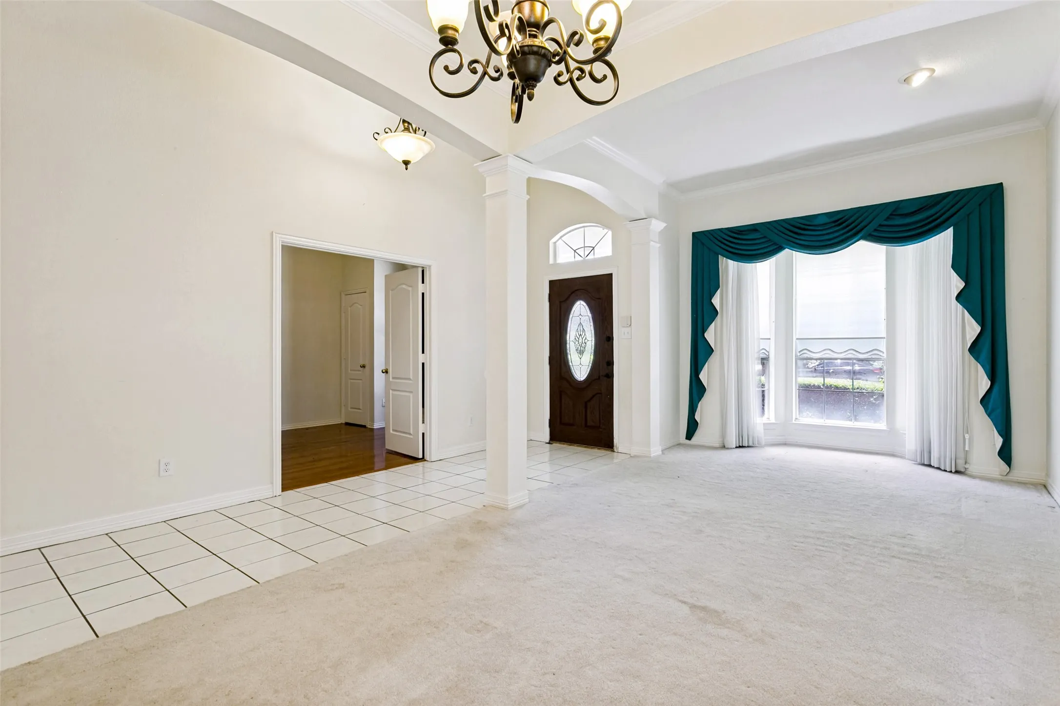 Single Family Residence For Sale in Denton County , 2321 Loon Lake Road, Denton, Texas 76210, 4 Bedroom, 2 Bathroom, 2 Garage spaces, 2,144 Sqft, built in 1999, mls#21343877, Real Estate Agent in Denton, Homes For Sale in Denton county, Homes For Sale in Denton, Realtor in Denton Texas, Real Estate Brokerage Independent Realty Texas, Luminita Cordes Realtor