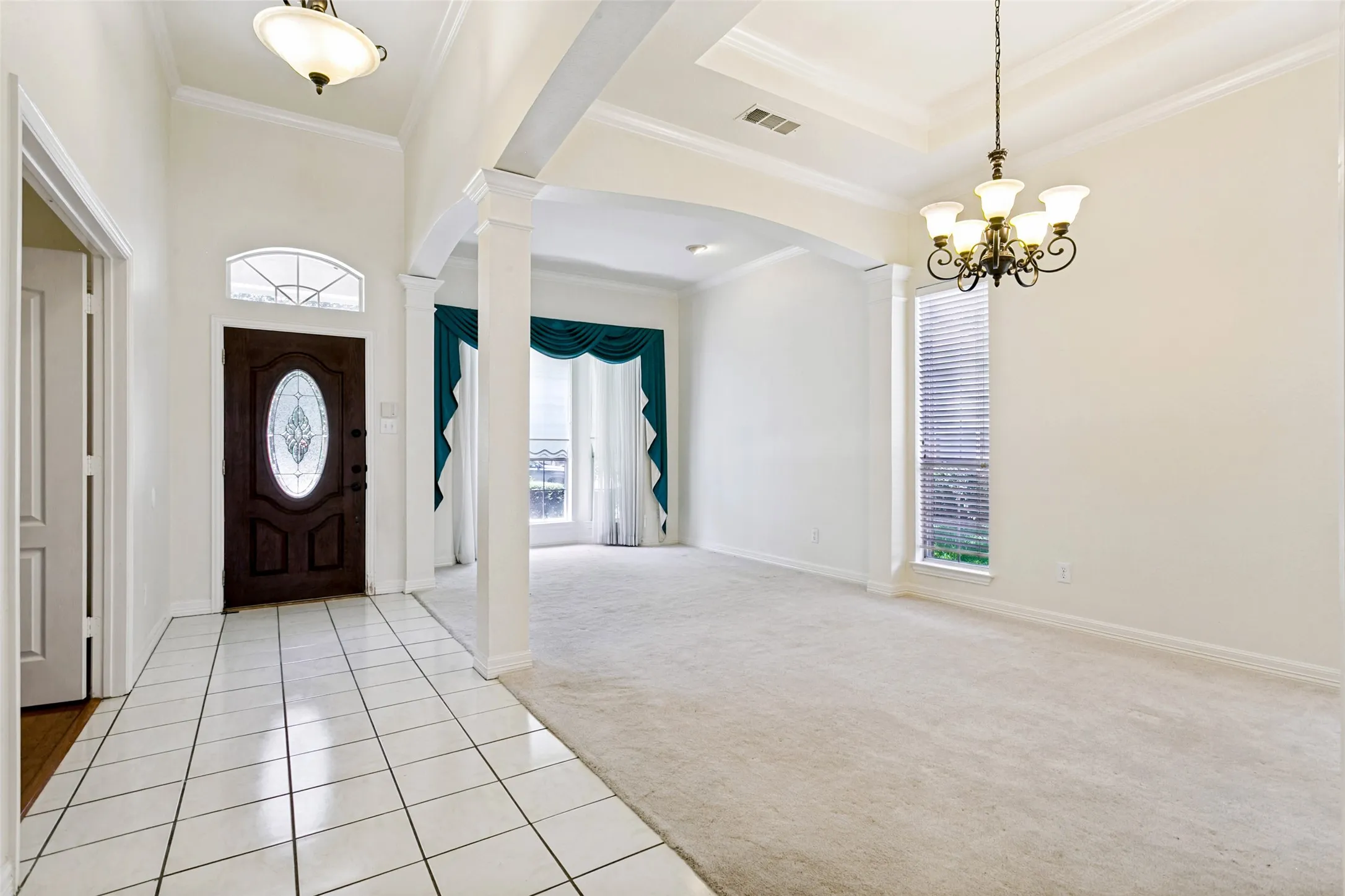 Single Family Residence For Sale in Denton County , 2321 Loon Lake Road, Denton, Texas 76210, 4 Bedroom, 2 Bathroom, 2 Garage spaces, 2,144 Sqft, built in 1999, mls#21343877, Real Estate Agent in Denton, Homes For Sale in Denton county, Homes For Sale in Denton, Realtor in Denton Texas, Real Estate Brokerage Independent Realty Texas, Luminita Cordes Realtor