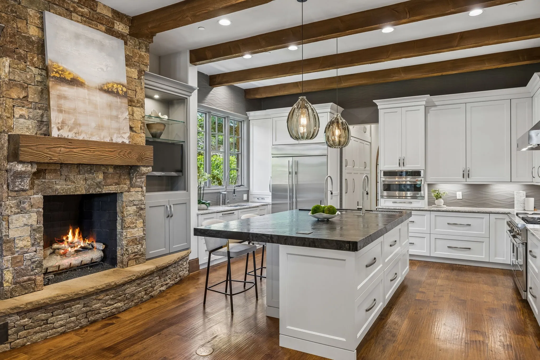 Single Family Residence For Sale in Tarrant County , 2210 Cedar Elm Terrace, Westlake, Texas 76262, 3 Bedroom, 6 Bathroom, 4 Garage spaces, 5,590 Sqft, built in 2011, mls#21340039, Real Estate Agent in Westlake, Homes For Sale in Tarrant county, Homes For Sale in Westlake, Realtor in Westlake Texas, Real Estate Brokerage Independent Realty Texas, Luminita Cordes Realtor