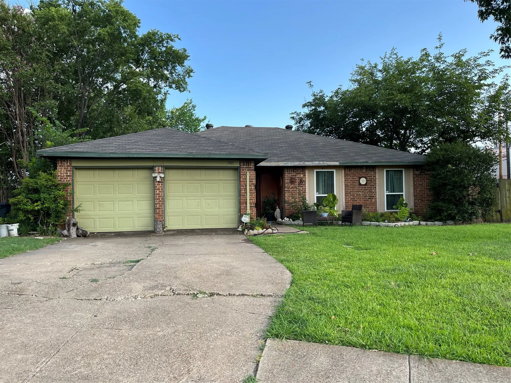 Single Family Residence For Sale in Dallas County , 3001 Colony Drive, Mesquite, Texas 75150, 3 Bedrooms, 2 Bathrooms, 2 Garage spaces, 1,528 Sqft, built in 1984, Price $250,000, mls#21343197, Real Estate Agent in Mesquite, Homes For Sale in Dallas county, Homes For Sale in Mesquite, Realtor in Mesquite Texas, Real Estate Brokerage Independent Realty Texas, Luminita Cordes Realtor
