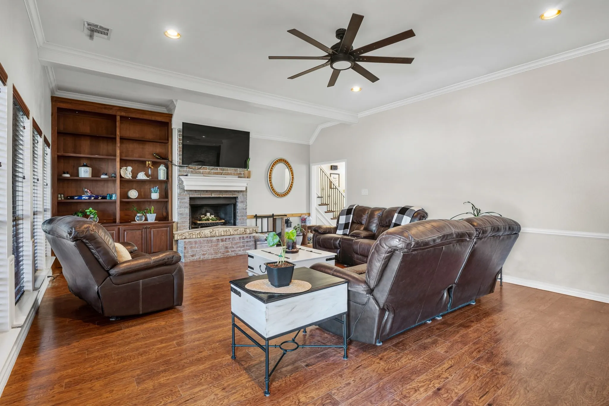 Single Family Residence For Sale in Kaufman County , 141 Creekview Lane, Crandall, Texas 75114, 5 Bedroom, 4 Bathroom, 2 Garage spaces, 3,338 Sqft, built in 1994, mls#21343844, Real Estate Agent in Crandall, Homes For Sale in Kaufman county, Homes For Sale in Crandall, Realtor in Crandall Texas, Real Estate Brokerage Independent Realty Texas, Luminita Cordes Realtor