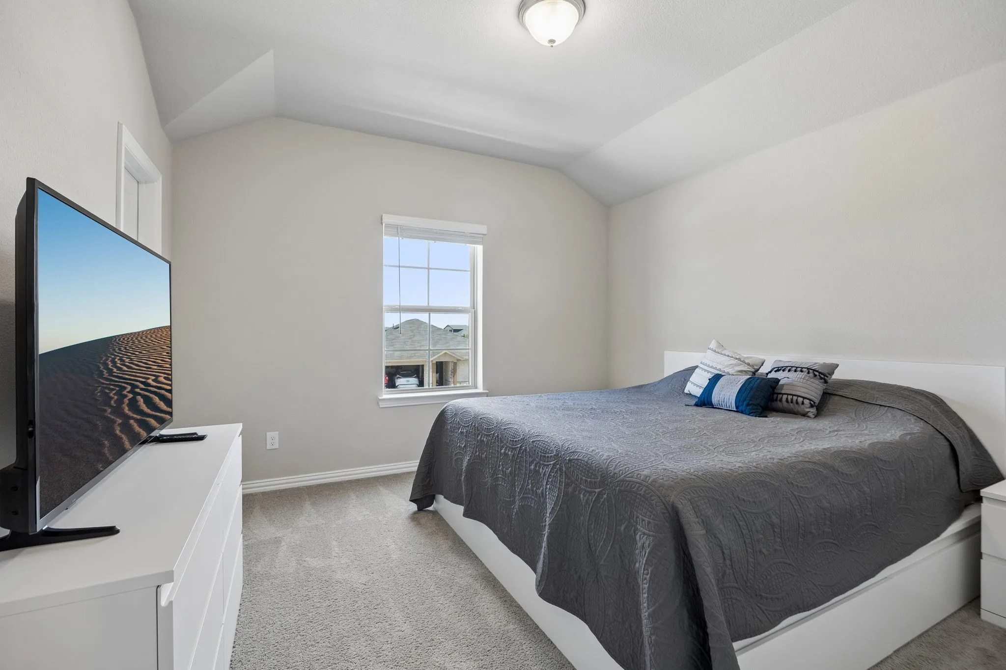 Single Family Residence For Sale in Kaufman County , 4046 Georges Bend, Crandall, Texas 75114, 4 Bedroom, 3 Bathroom, 2 Garage spaces, 2,965 Sqft, built in 2024, Price $385,000, mls#21342547, Real Estate Agent in Crandall, Homes For Sale in Kaufman county, Homes For Sale in Crandall, Realtor in Crandall Texas, Real Estate Brokerage Independent Realty Texas, Luminita Cordes Realtor