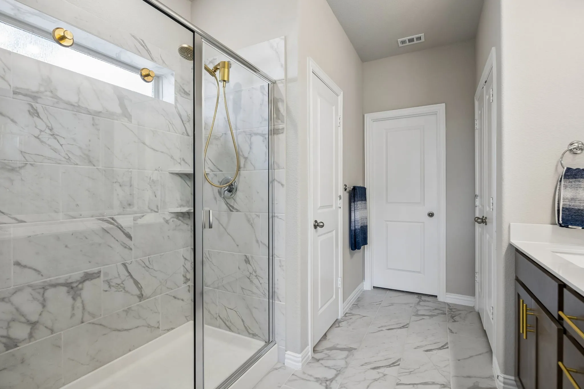 Single Family Residence For Sale in Kaufman County , 4046 Georges Bend, Crandall, Texas 75114, 4 Bedroom, 3 Bathroom, 2 Garage spaces, 2,965 Sqft, built in 2024, Price $385,000, mls#21342547, Real Estate Agent in Crandall, Homes For Sale in Kaufman county, Homes For Sale in Crandall, Realtor in Crandall Texas, Real Estate Brokerage Independent Realty Texas, Luminita Cordes Realtor