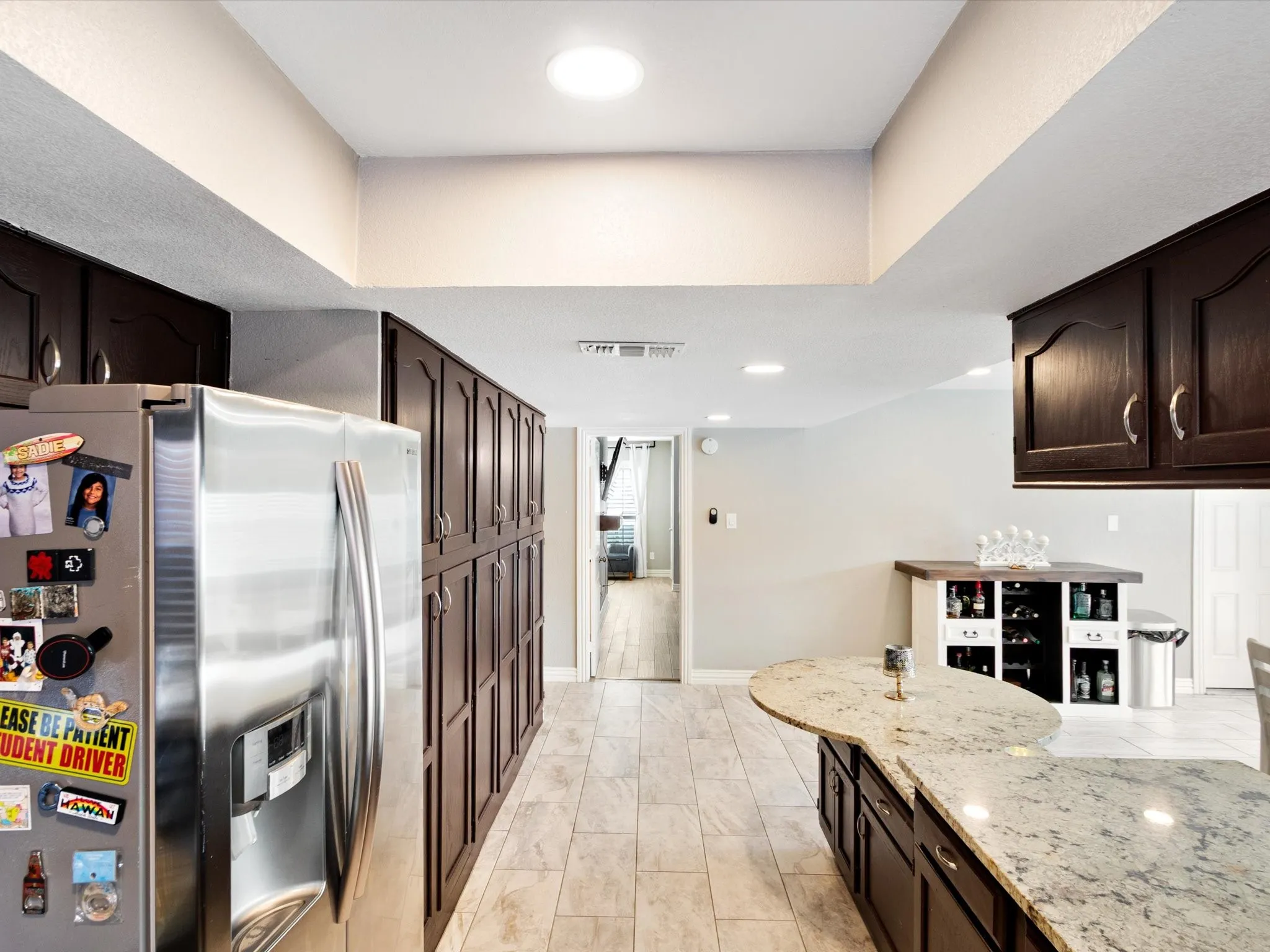 Single Family Residence For Sale in Dallas County , 2922 Spring Brook Drive, Garland, Texas 75044, 4 Bedroom, 2 Bathroom, 2 Garage spaces, 2,146 Sqft, built in 1980, mls#21343909, Real Estate Agent in Garland, Homes For Sale in Dallas county, Homes For Sale in Garland, Realtor in Garland Texas, Real Estate Brokerage Independent Realty Texas, Luminita Cordes Realtor