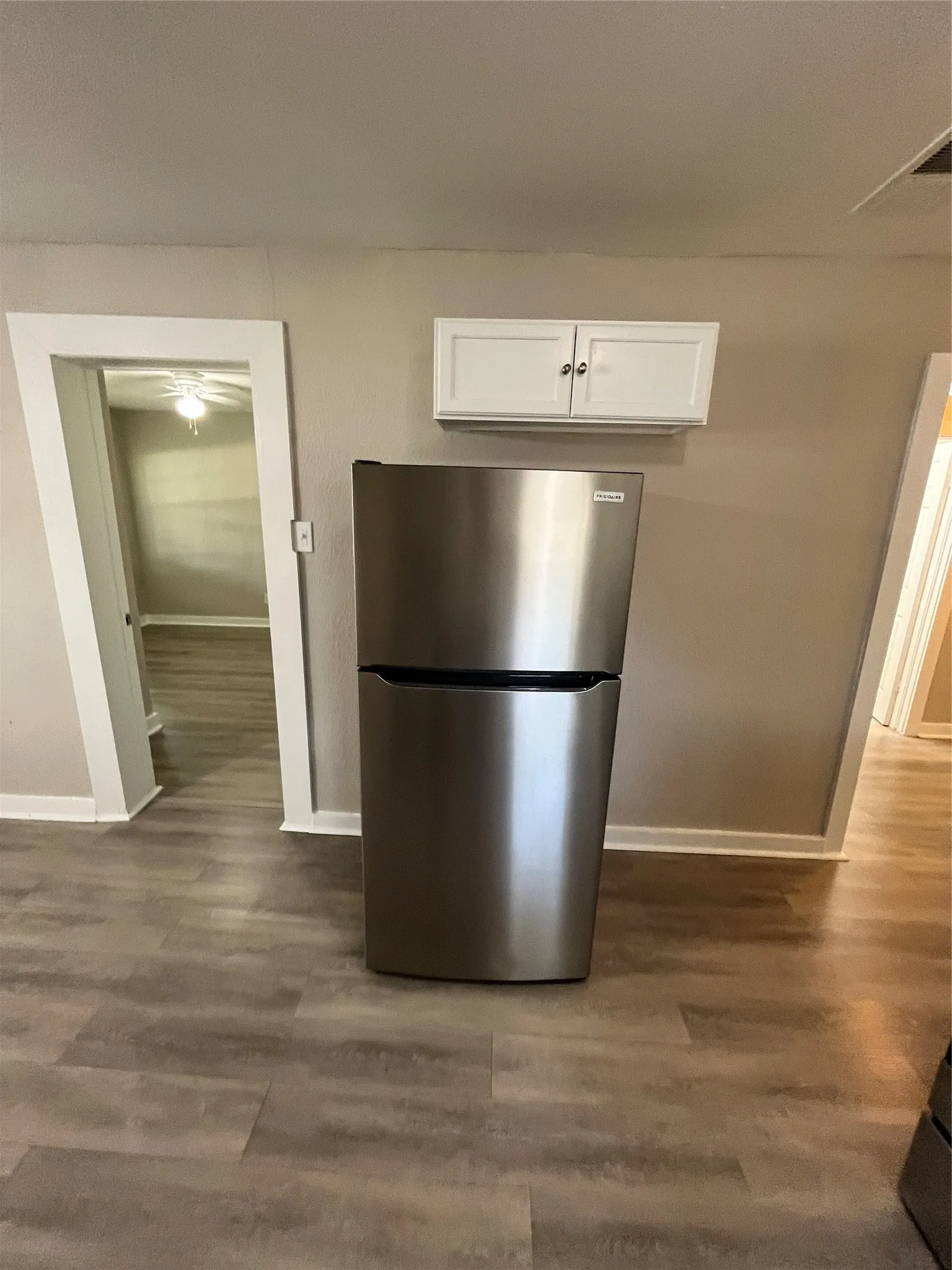 Single Family Residence For Rent in Dallas County , 1316 N Prairie Creek Road, Dallas, Texas 75217, 4 Bedroom, 2 Bathroom, Garage spaces, 1,040 Sqft, built in 1951, mls#21337211, Real Estate Agent in Dallas, Homes For Rent in Dallas county, Homes For Rent in Dallas, Realtor in Dallas Texas, Real Estate Brokerage Independent Realty Texas, Luminita Cordes Realtor