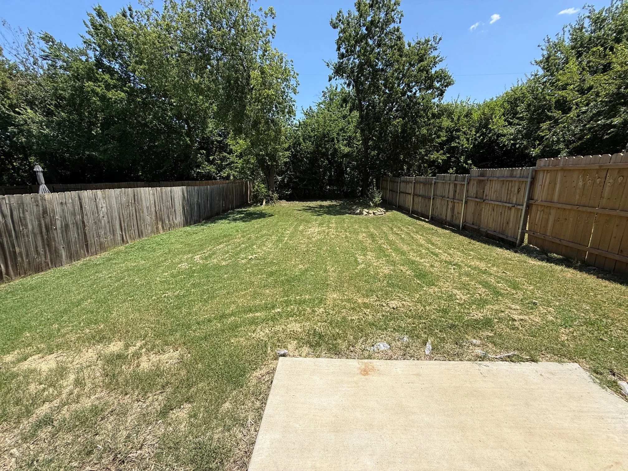 Duplex For Rent in Tarrant County , 221 San Angelo Avenue, Benbrook, Texas 76126, 3 Bedroom, 2 Bathroom, 1 Garage spaces, 1,696 Sqft, built in 1950, mls#21343927, Real Estate Agent in Benbrook, Homes For Rent in Tarrant county, Homes For Rent in Benbrook, Realtor in Benbrook Texas, Real Estate Brokerage Independent Realty Texas, Luminita Cordes Realtor