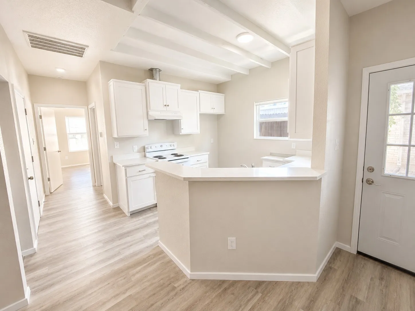Duplex For Rent in Tarrant County , 221 San Angelo Avenue, Benbrook, Texas 76126, 3 Bedroom, 2 Bathroom, 1 Garage spaces, 1,696 Sqft, built in 1950, mls#21343927, Real Estate Agent in Benbrook, Homes For Rent in Tarrant county, Homes For Rent in Benbrook, Realtor in Benbrook Texas, Real Estate Brokerage Independent Realty Texas, Luminita Cordes Realtor