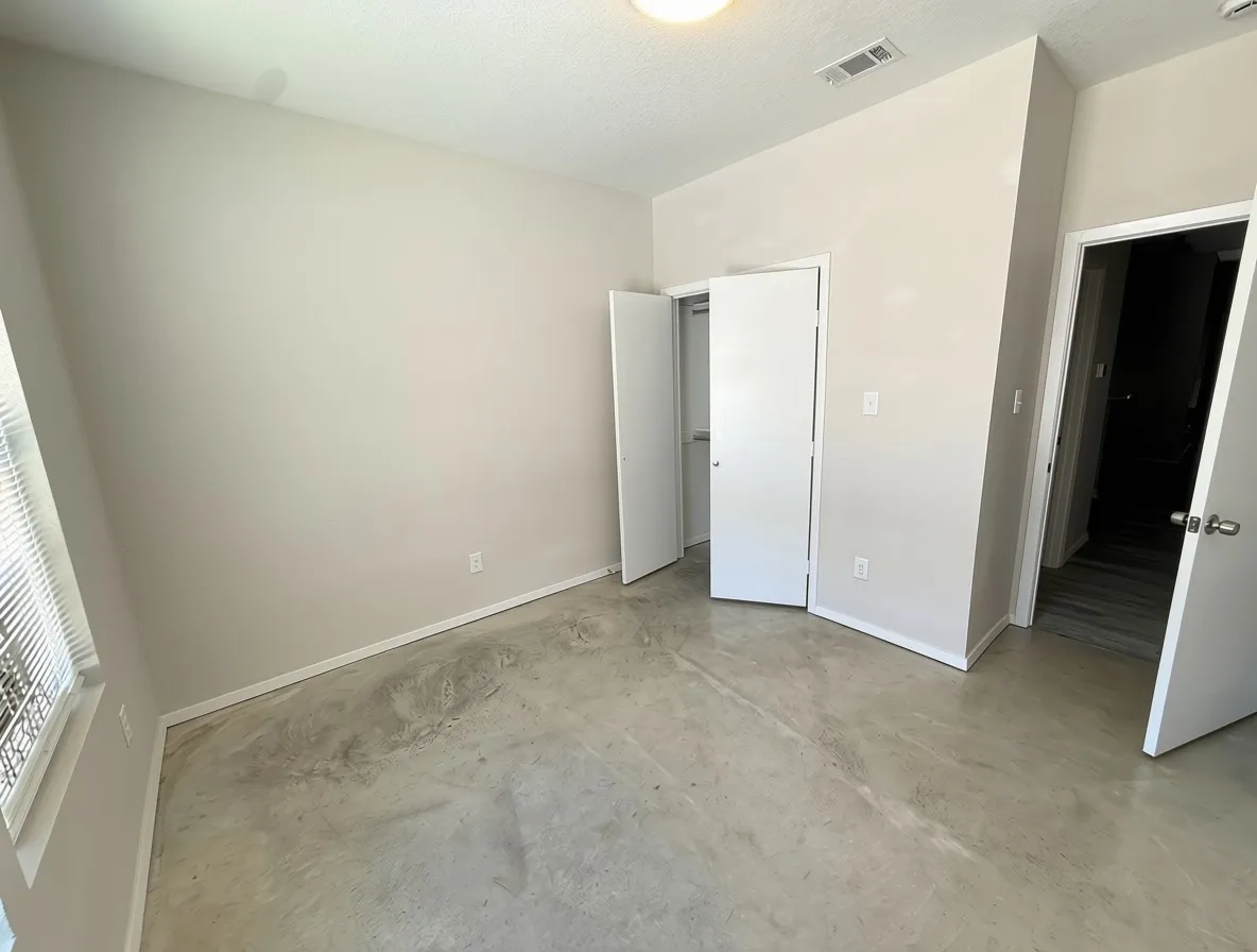 Duplex For Rent in Tarrant County , 221 San Angelo Avenue, Benbrook, Texas 76126, 3 Bedroom, 2 Bathroom, 1 Garage spaces, 1,696 Sqft, built in 1950, mls#21343927, Real Estate Agent in Benbrook, Homes For Rent in Tarrant county, Homes For Rent in Benbrook, Realtor in Benbrook Texas, Real Estate Brokerage Independent Realty Texas, Luminita Cordes Realtor