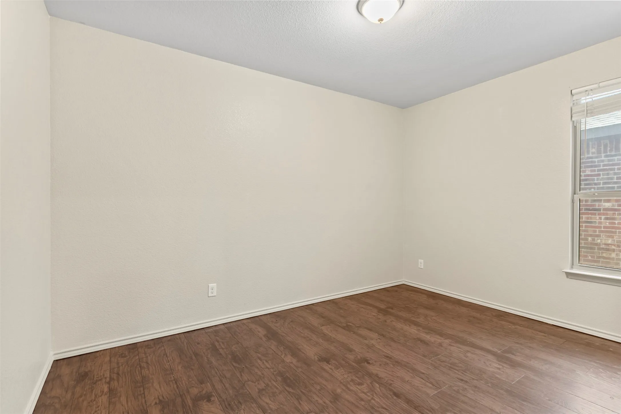 Single Family Residence For Sale in Denton County , 4809 Gunnison Drive, Denton, Texas 76208, 4 Bedroom, 2 Bathroom, 2 Garage spaces, 1,773 Sqft, built in 2014, mls#21343921, Real Estate Agent in Denton, Homes For Sale in Denton county, Homes For Sale in Denton, Realtor in Denton Texas, Real Estate Brokerage Independent Realty Texas, Luminita Cordes Realtor